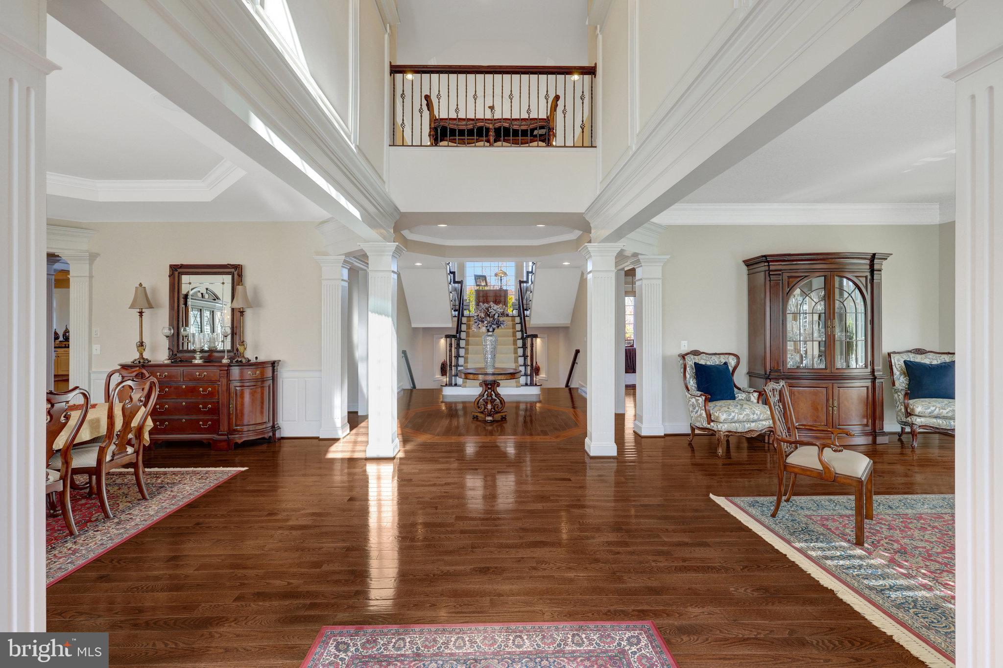 HUNTING CREST - Residential