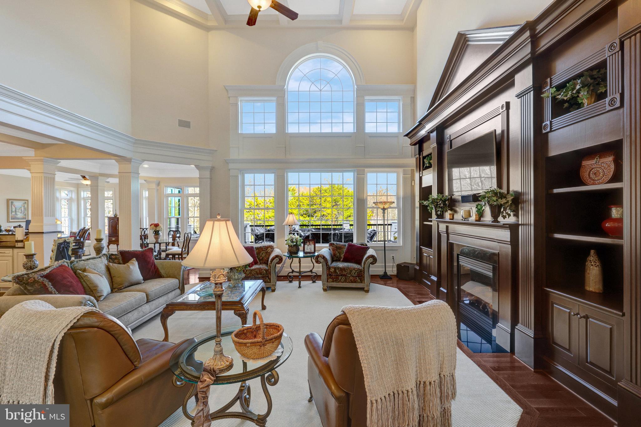 HUNTING CREST - Residential