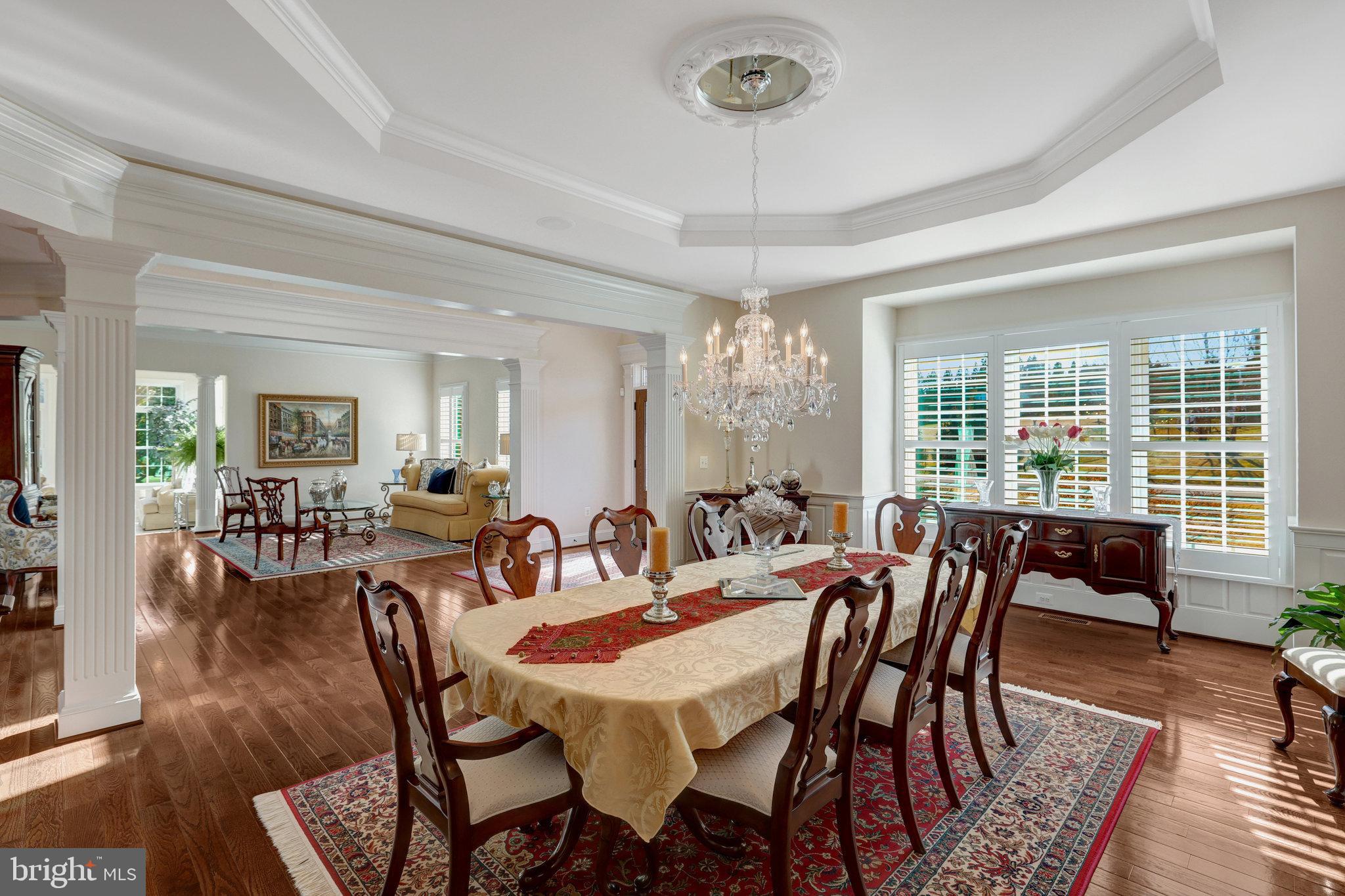 HUNTING CREST - Residential