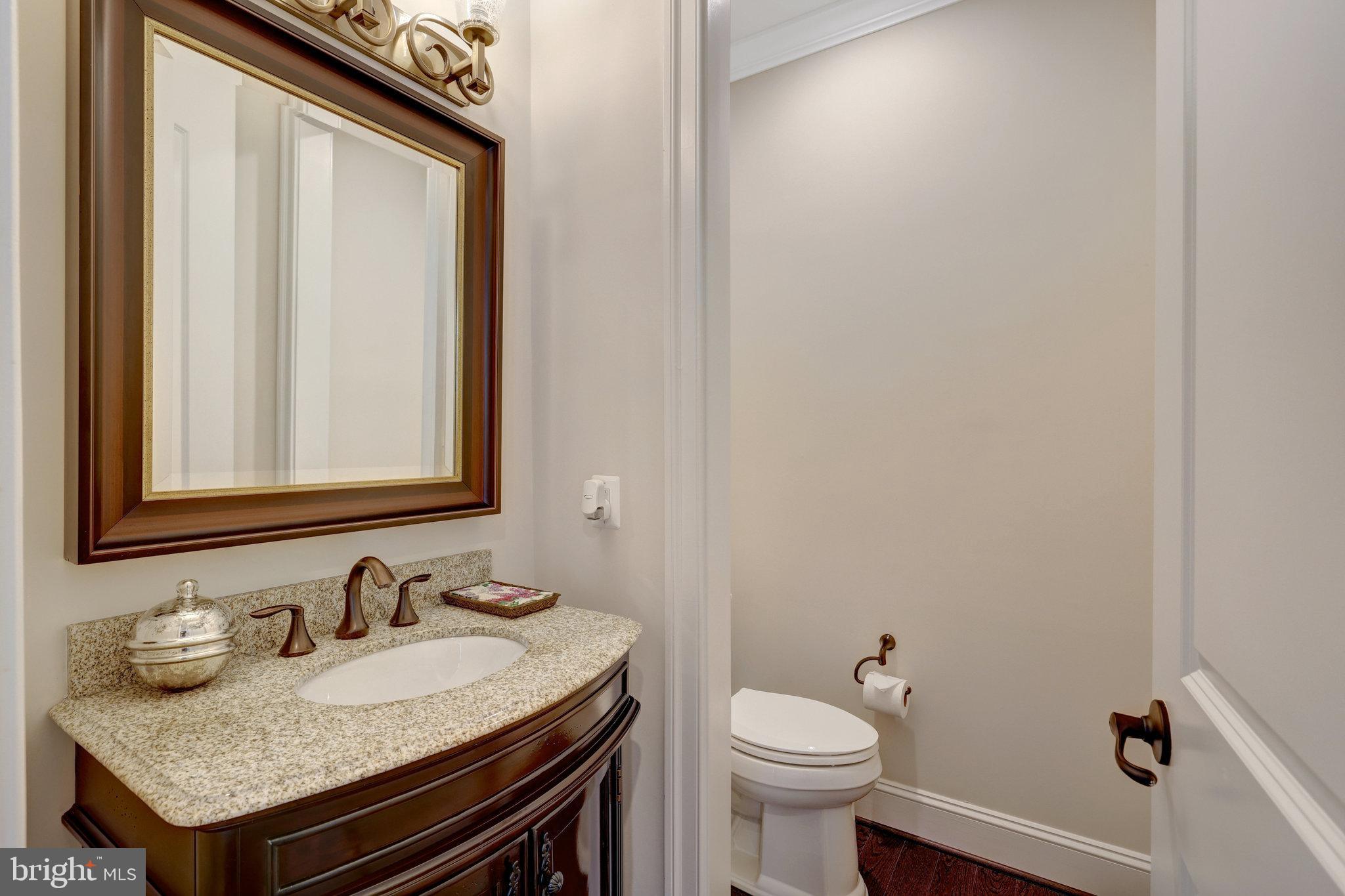 HUNTING CREST - Residential