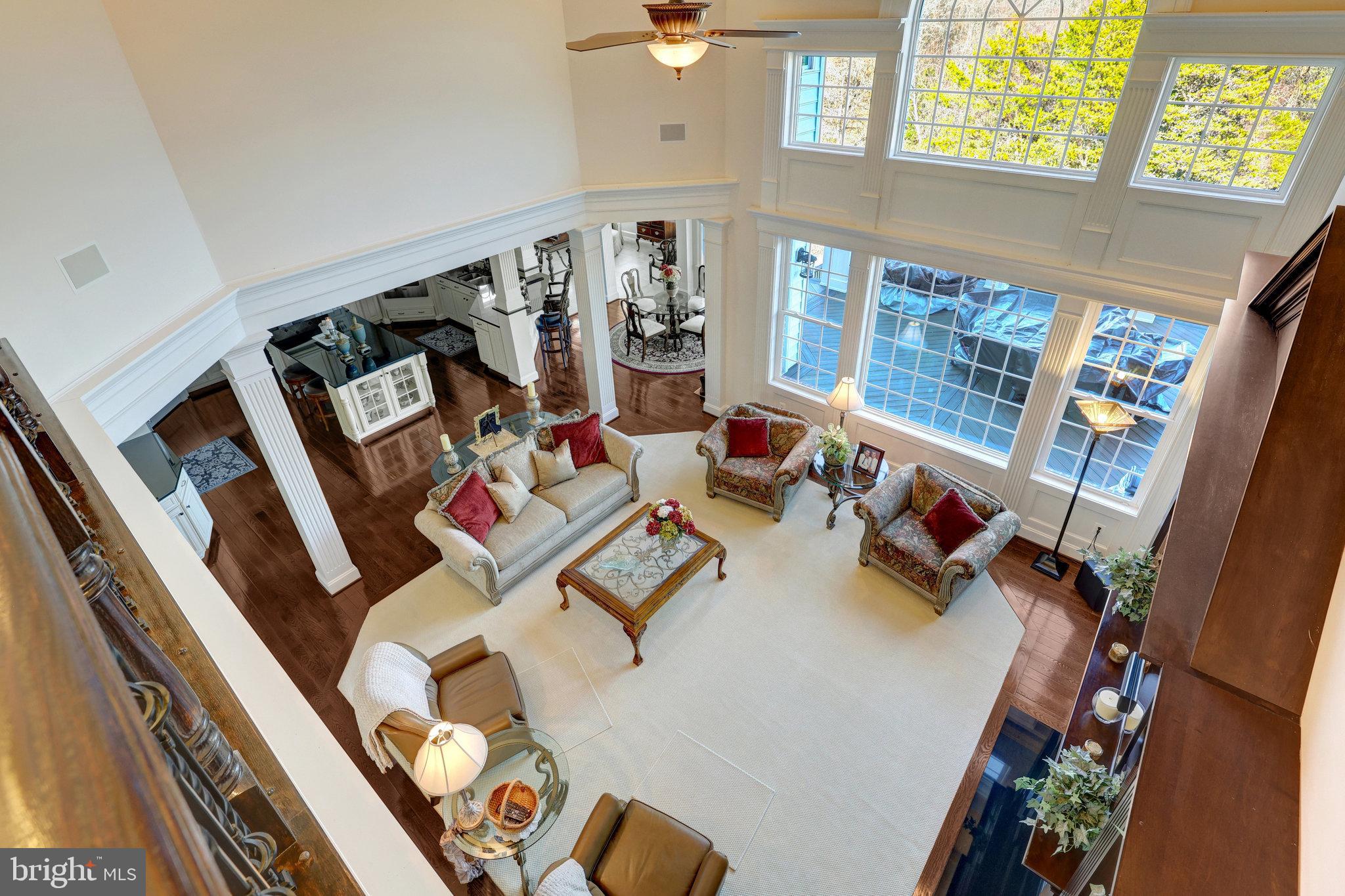 HUNTING CREST - Residential