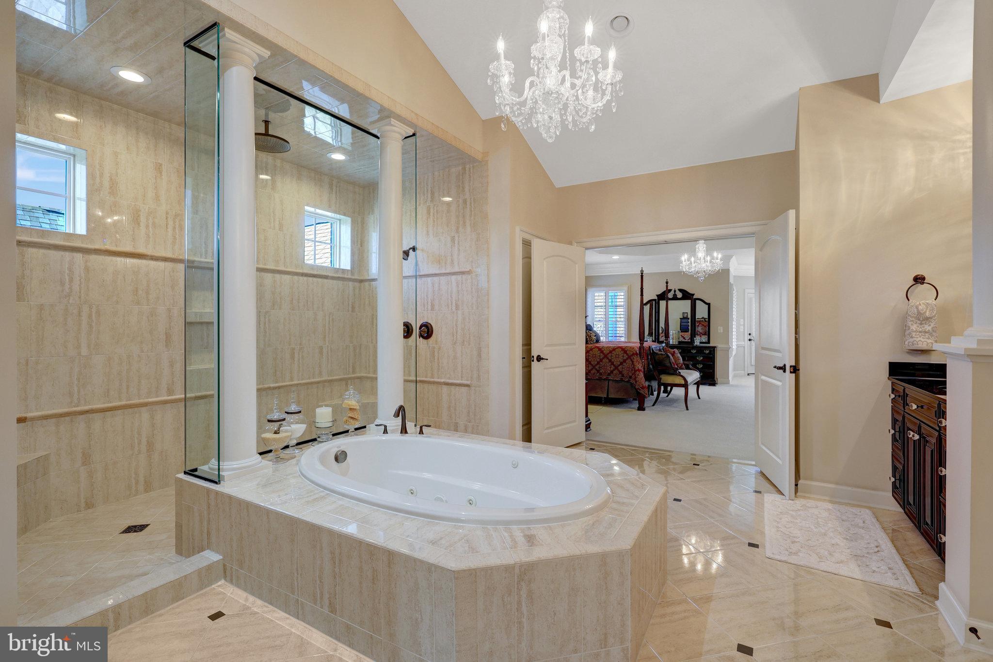 HUNTING CREST - Residential