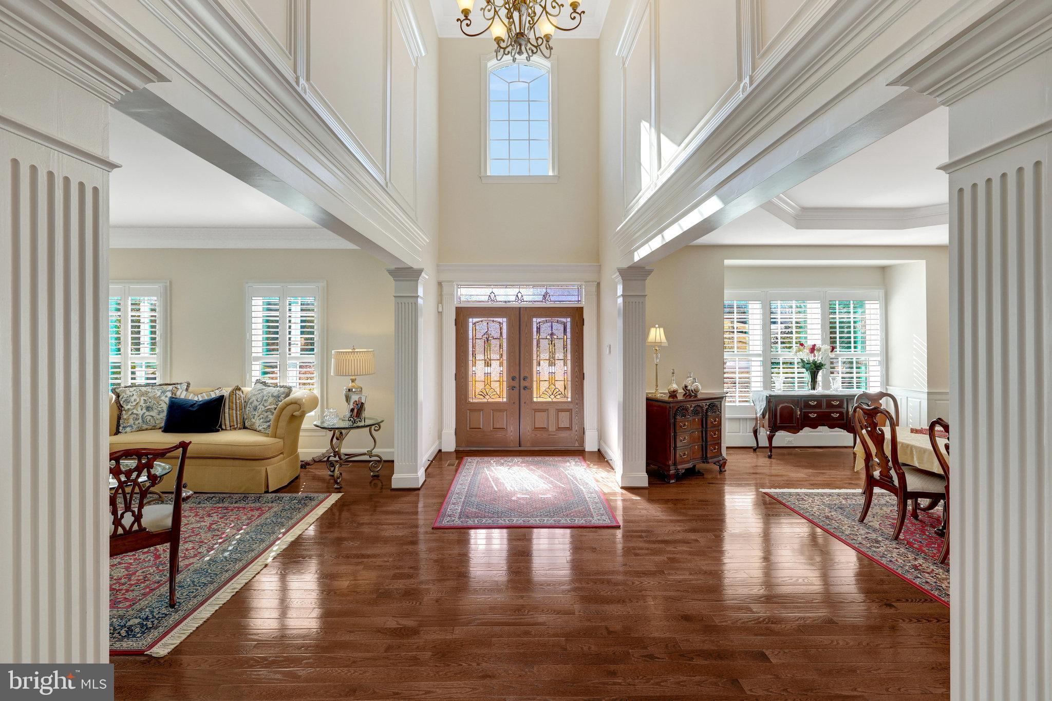 HUNTING CREST - Residential