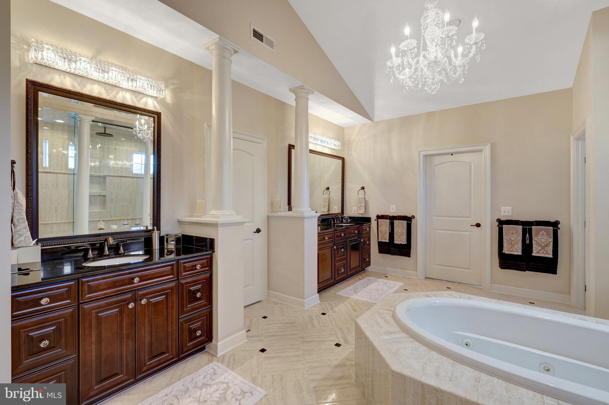 HUNTING CREST - Residential