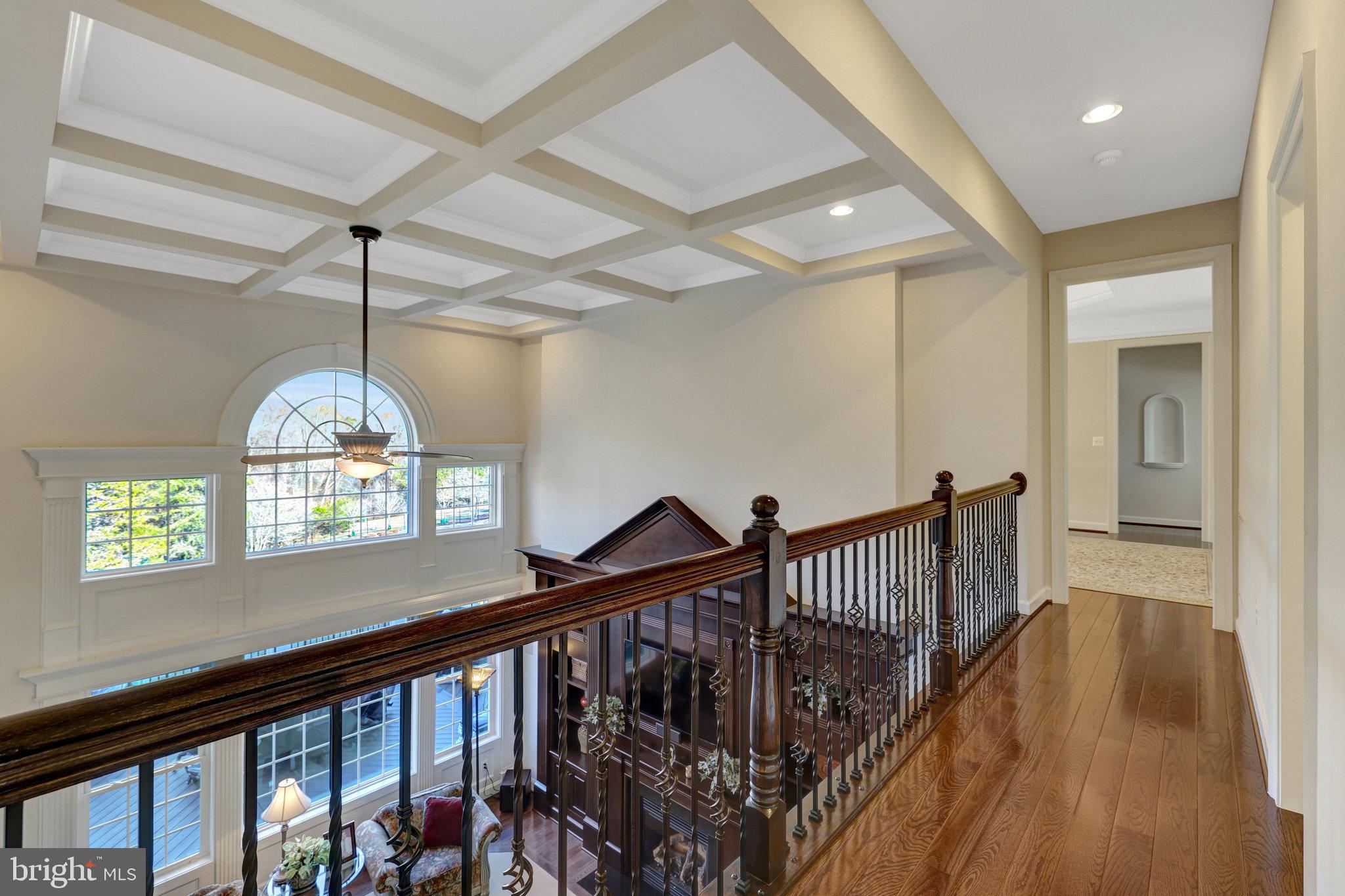 HUNTING CREST - Residential