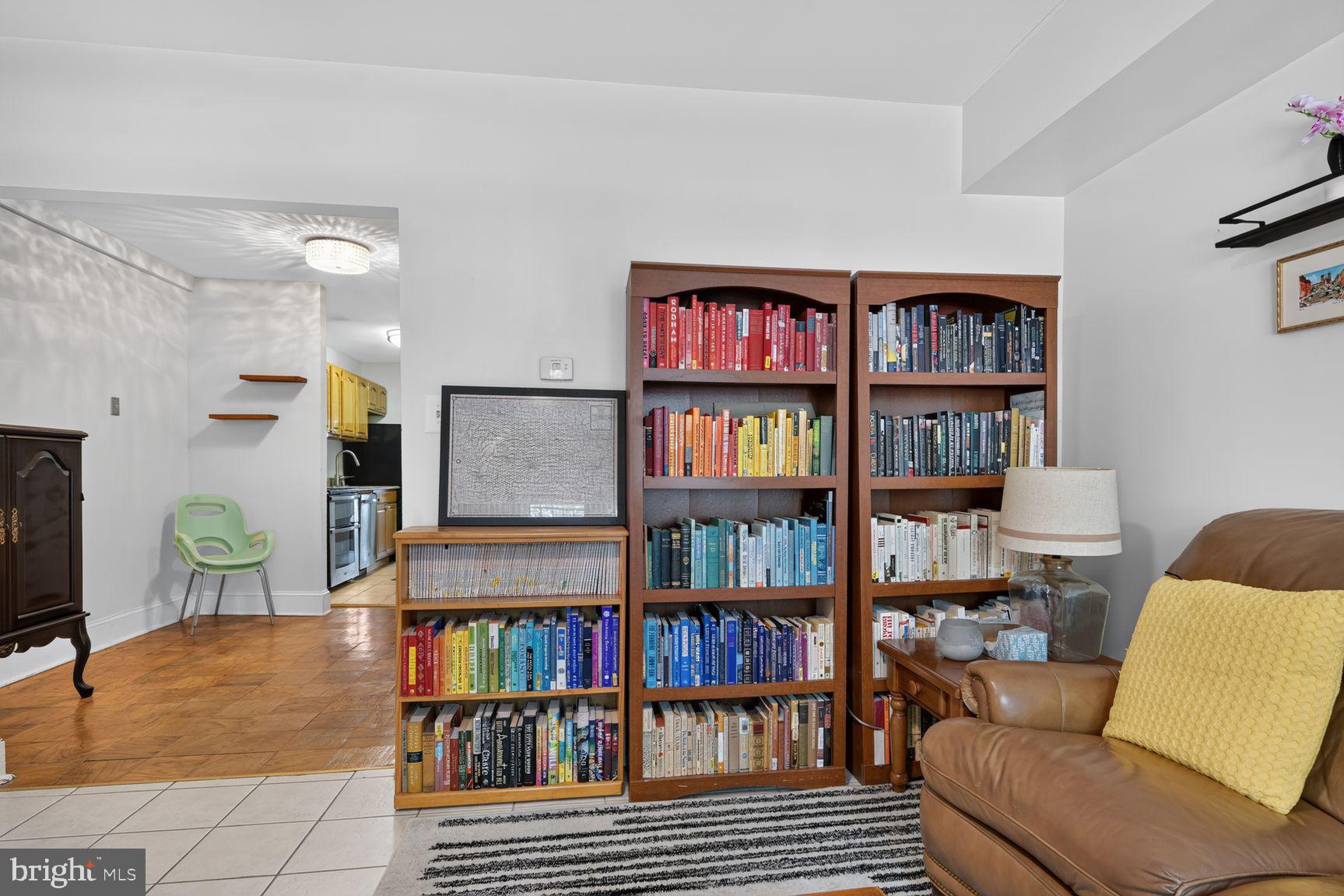 1720 CAPITOL AVENUE NE 2