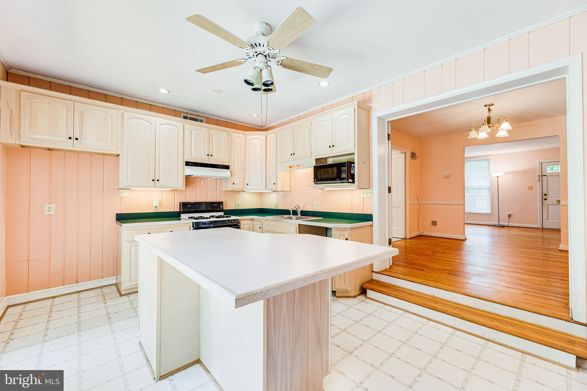 FAIRFAX TERRACE - Residential