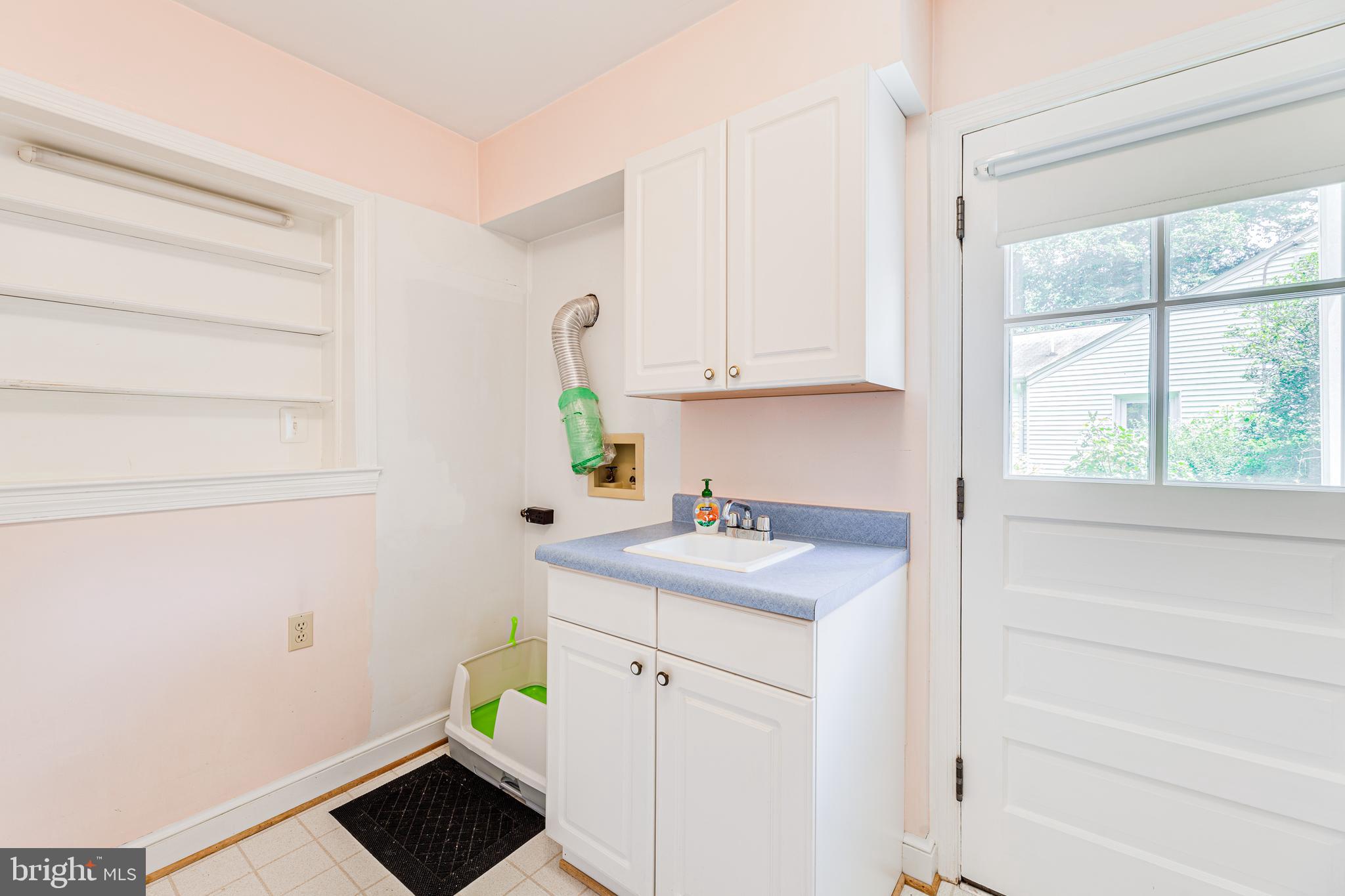 FAIRFAX TERRACE - Residential