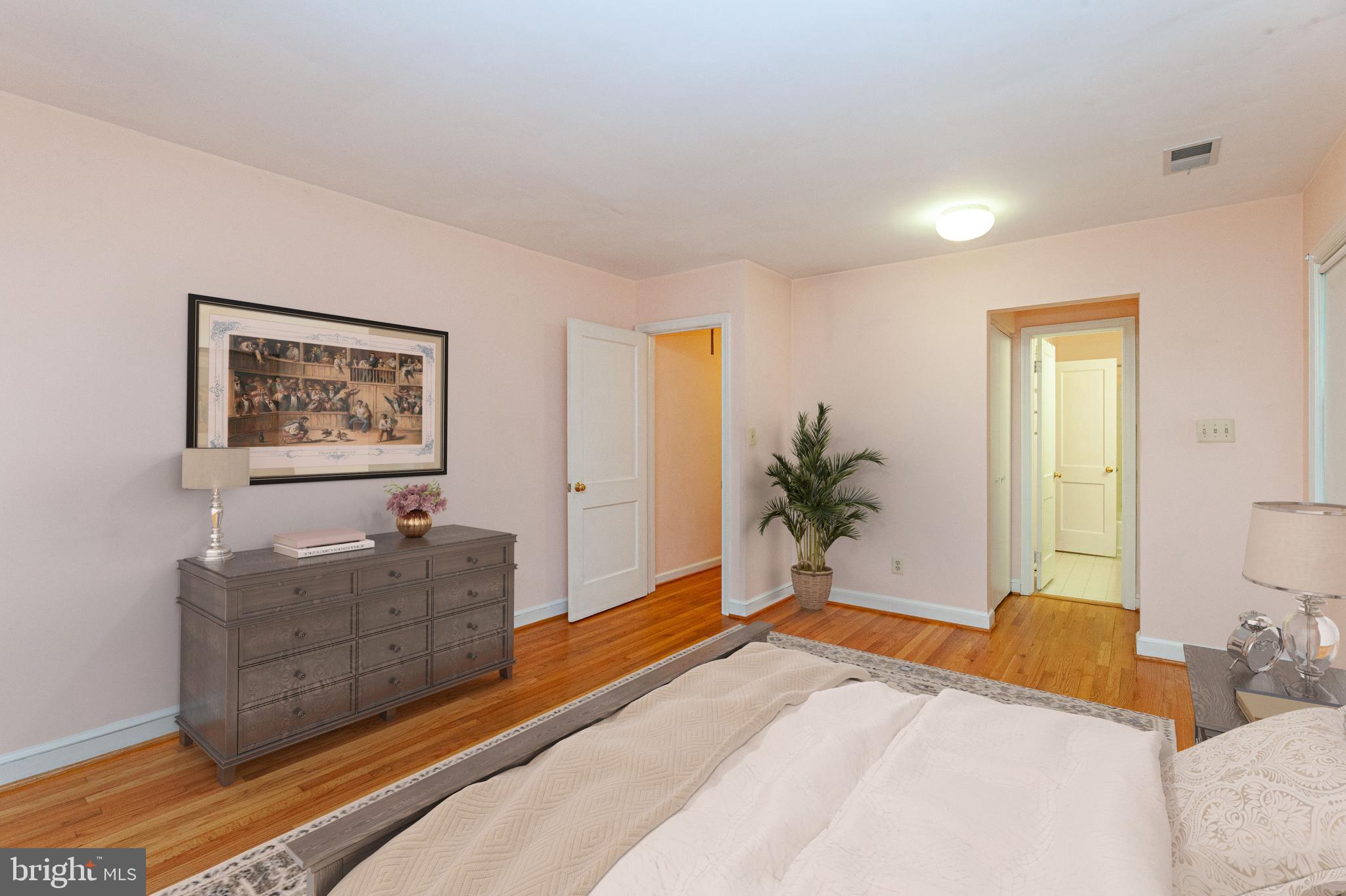 FAIRFAX TERRACE - Residential