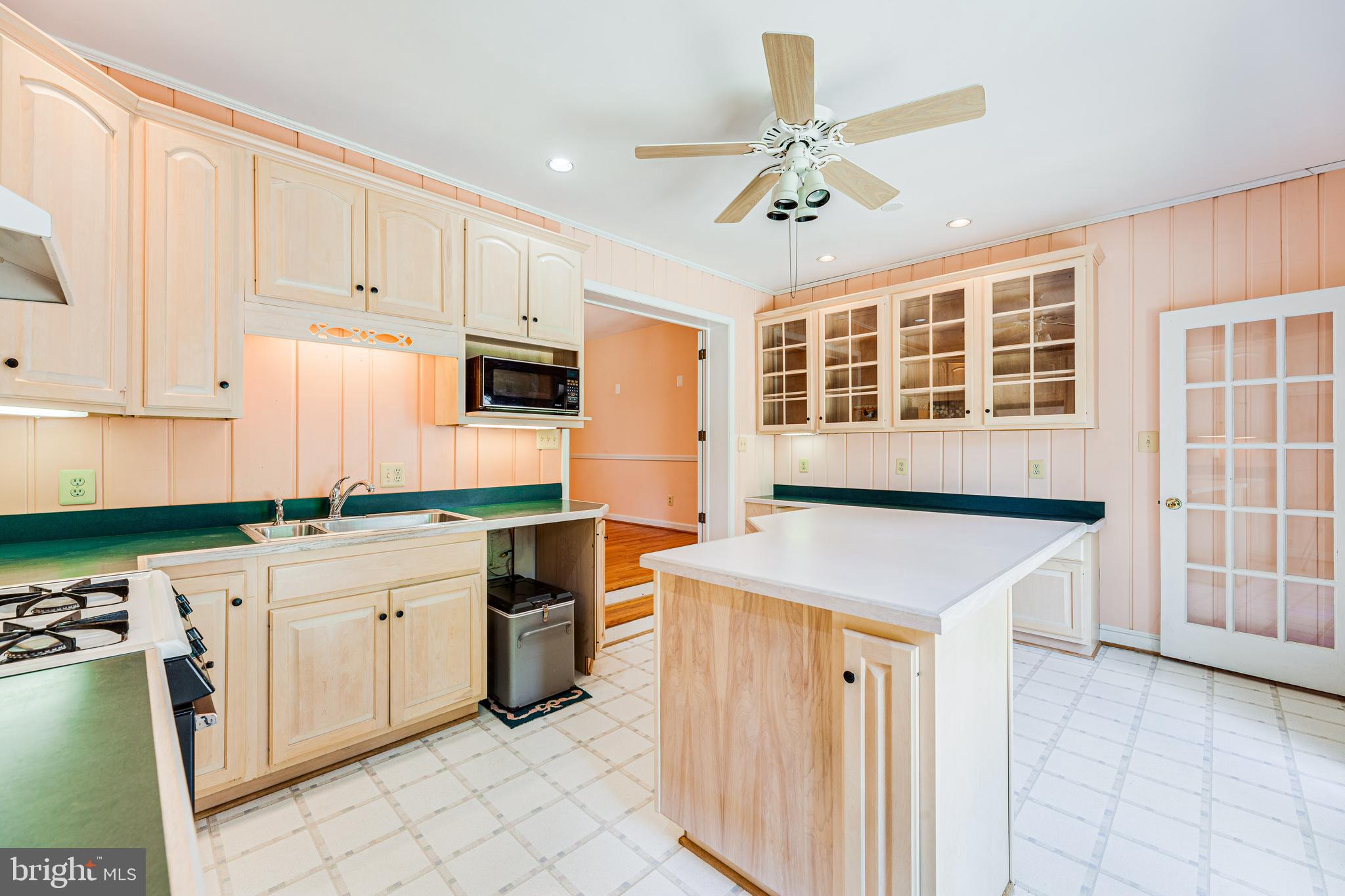 FAIRFAX TERRACE - Residential