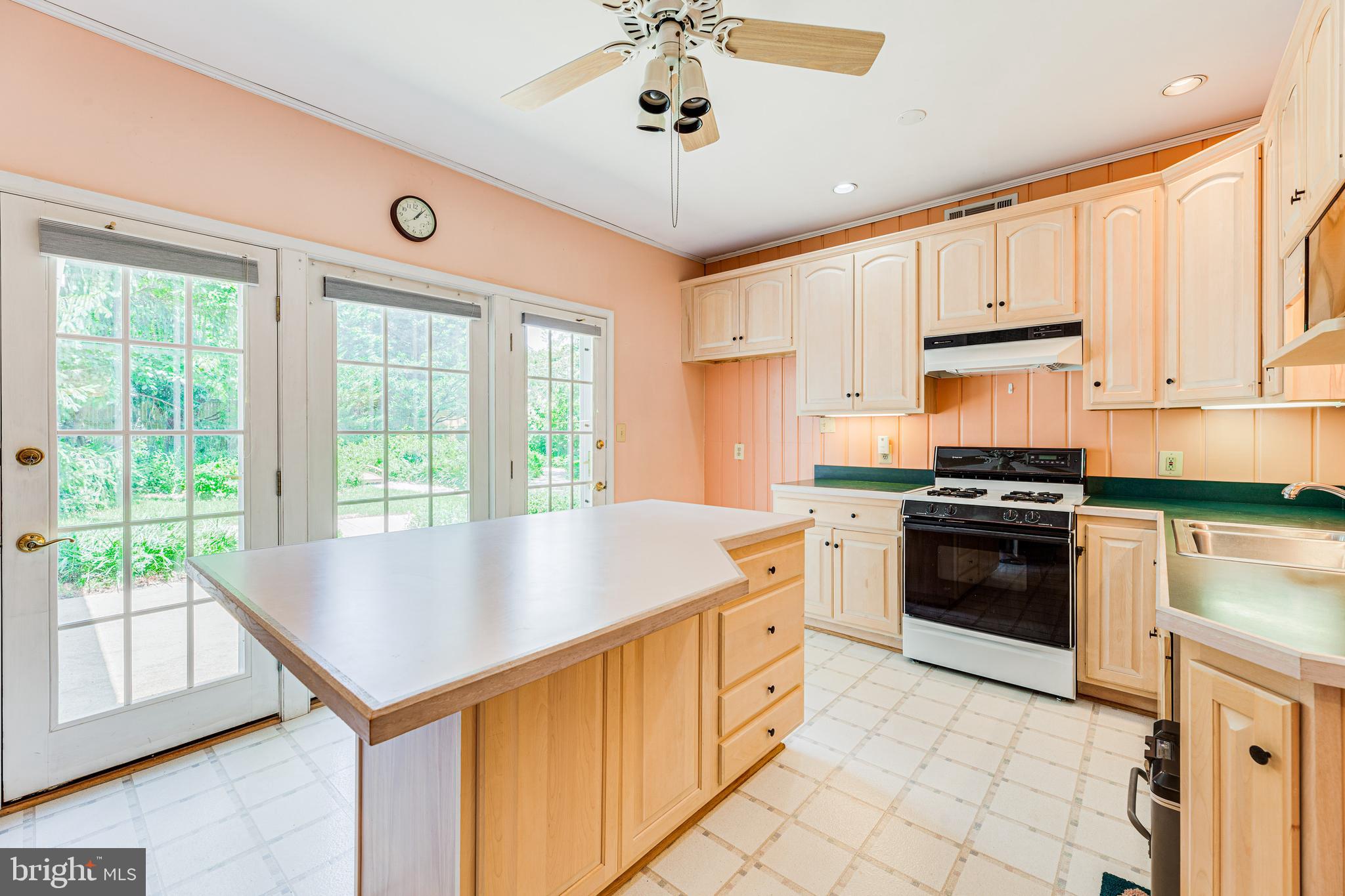 FAIRFAX TERRACE - Residential