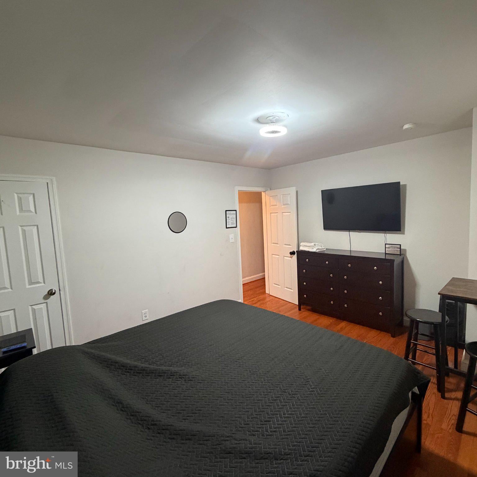 6702 LIVINGSTON ROAD