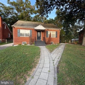 6702 LIVINGSTON ROAD OXON HILL MD 20745