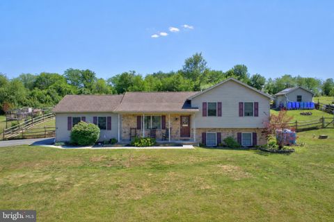 Homes For Sale - 225 N Grant Road<br/> THOMASVILLE, PA 17364