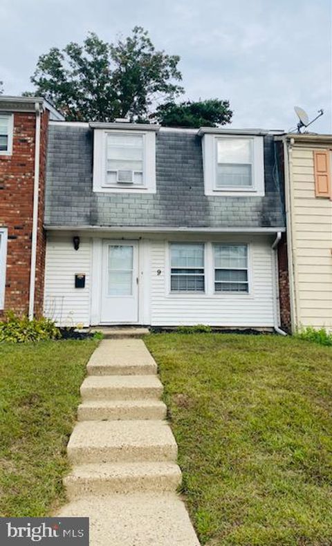 Photo of 9 Raeburn Lane, WILLINGBORO, NJ 08046 (MLS # NJBL2097110)