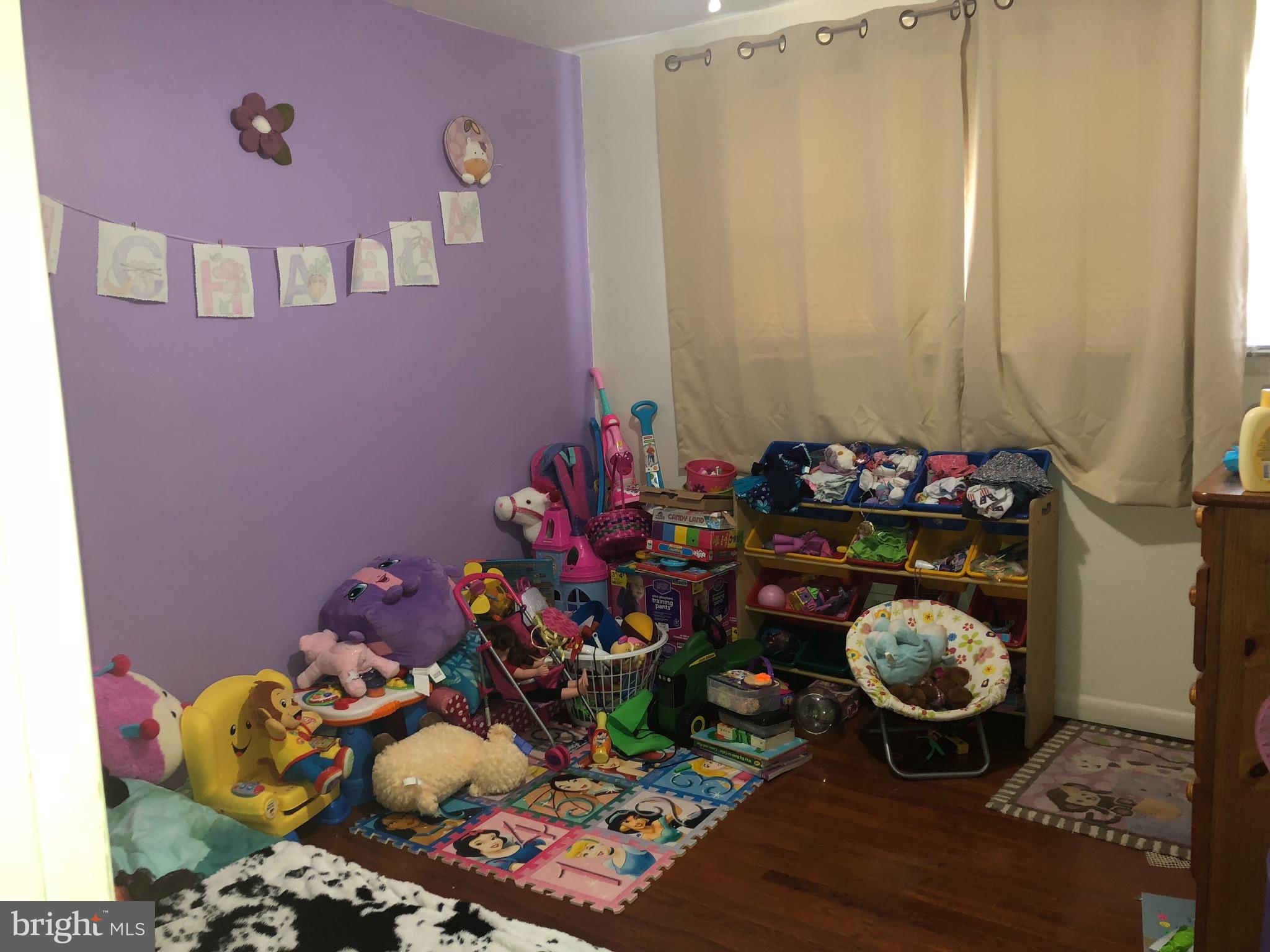 ALLENWOOD ACRES - Residential