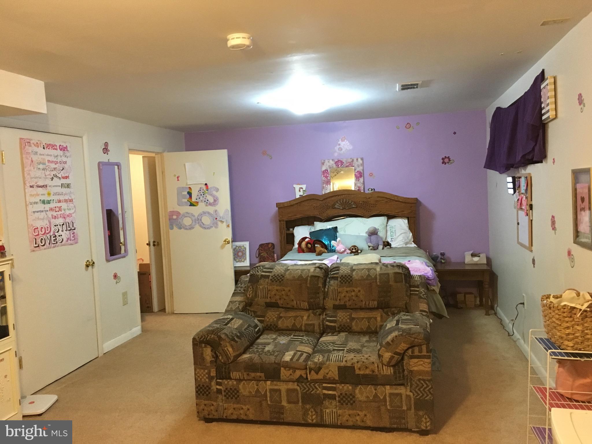 ALLENWOOD ACRES - Residential