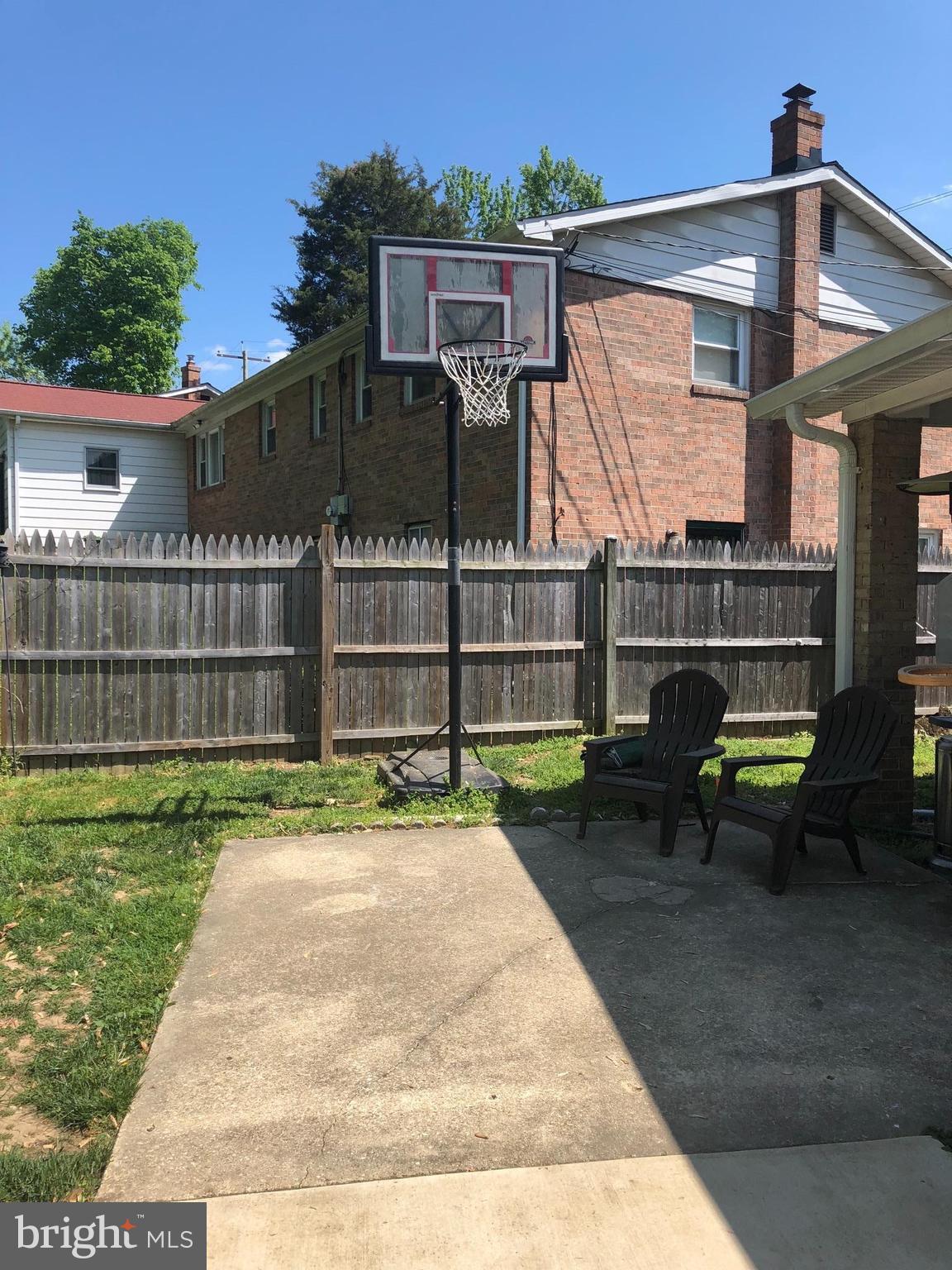 ALLENWOOD ACRES - Residential