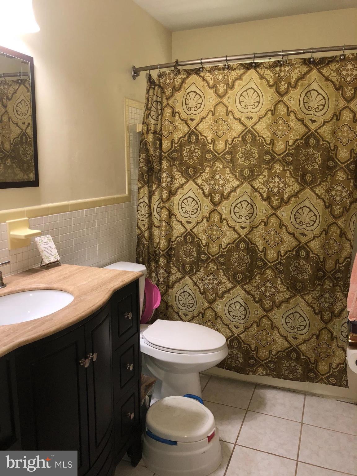 ALLENWOOD ACRES - Residential