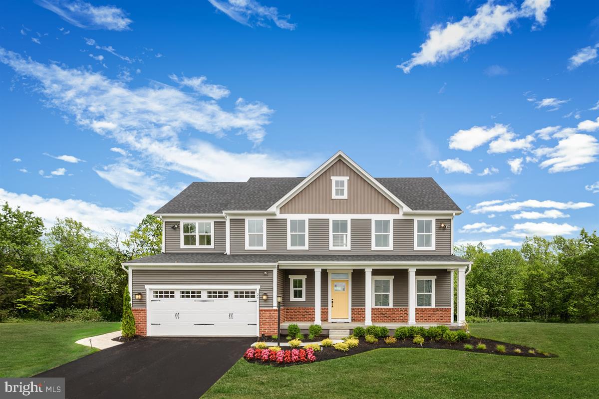 The To Be Built SAINT LAWRENCE has 5 BR; Loft;  3 BA; Owner's Ste w/full bath & WI closet; BRs 2 & 3 w/WI closets; Bedroom Level Laundry Rm; Gourmet Kit w/huge island, WI pantry & GE SS Appl incl refrigerator, dishwasher, microwave, gas range & electric wall oven; Dining Area; Family Rm; Foyer; Flex Rm ;  1st floor bedroom; Covered Porch; full Basement w/welled exit, finished Rec Rm and 3-piece rough-in; 2-car Garage and More! Other homesites and floorplans are available. Photos are representative only.