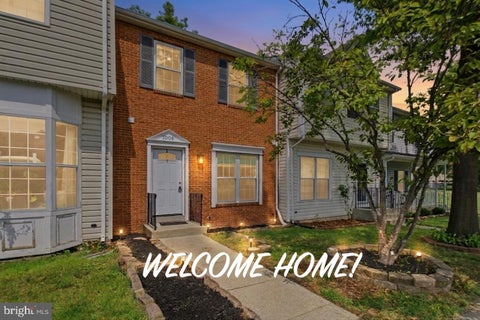Townhouse For Sale - 7008 Flag Harbor Drive<br/> DISTRICT HEIGHTS, MD 20747