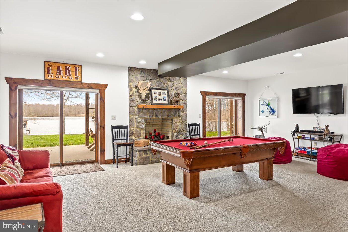 THE WATERS AT LAKE ANNA - Residential