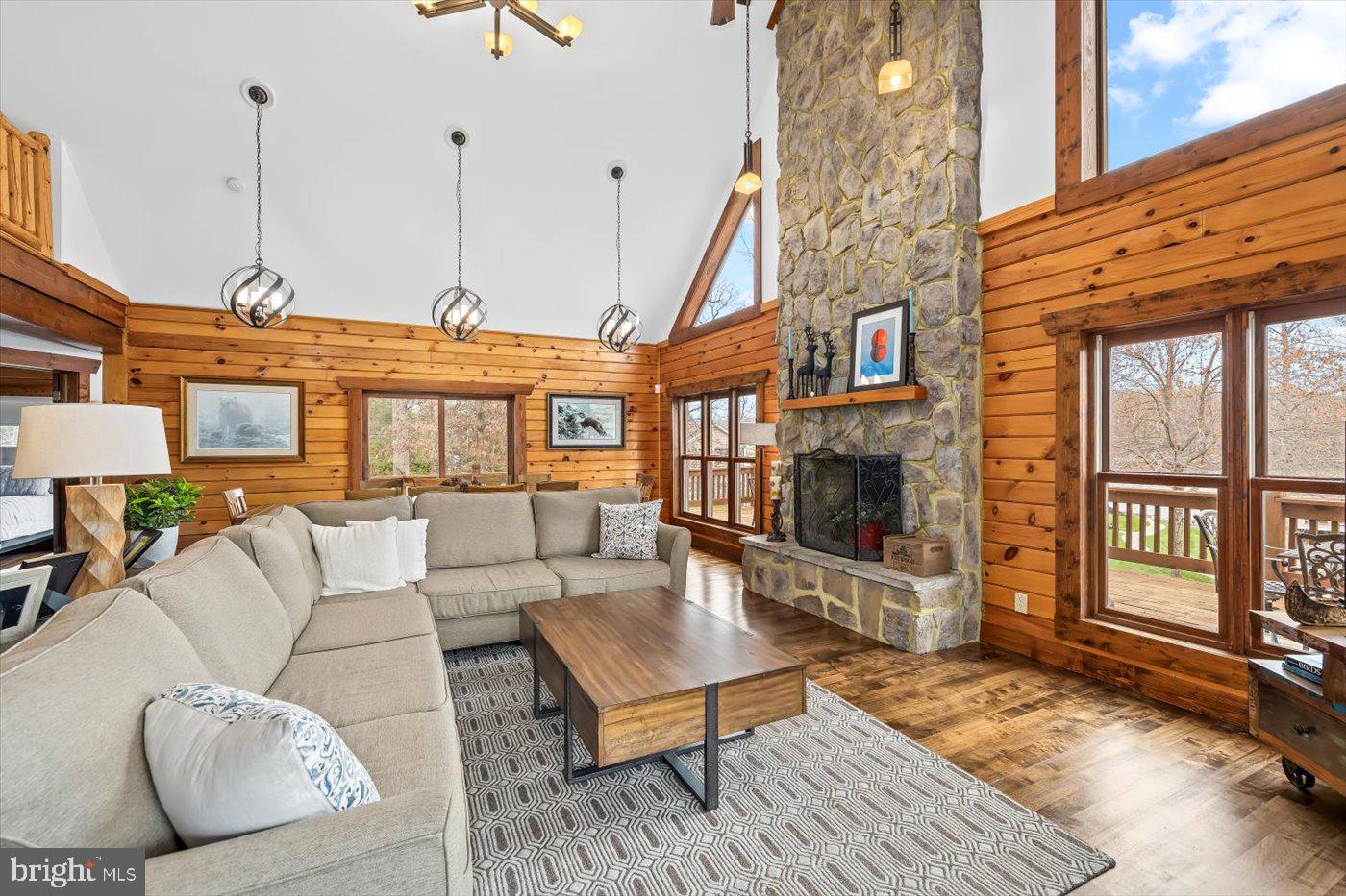 THE WATERS AT LAKE ANNA - Residential