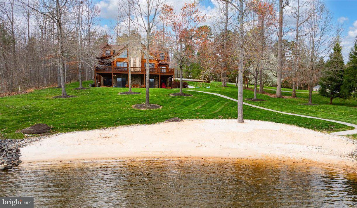 THE WATERS AT LAKE ANNA - Residential