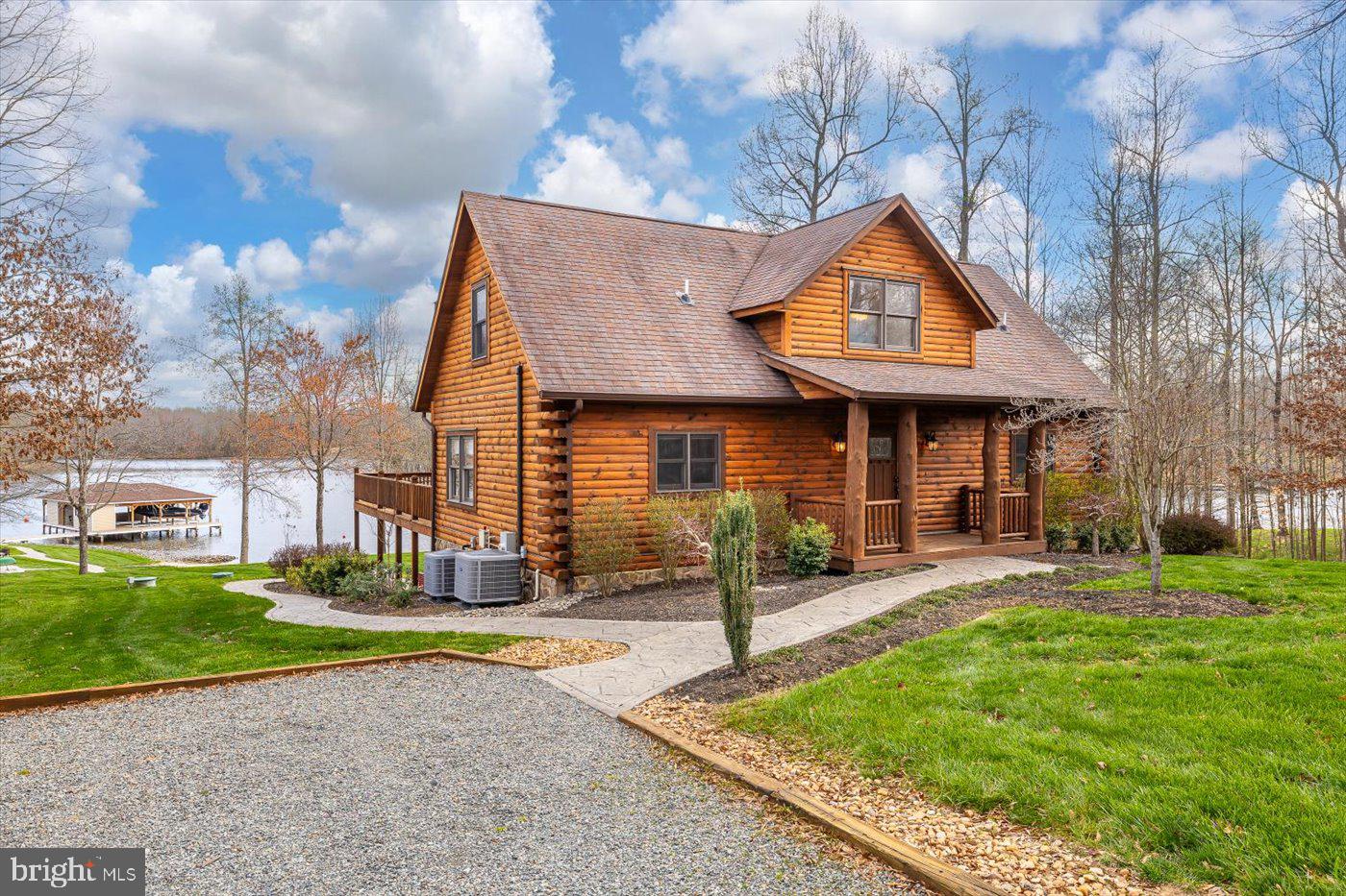 THE WATERS AT LAKE ANNA - Residential