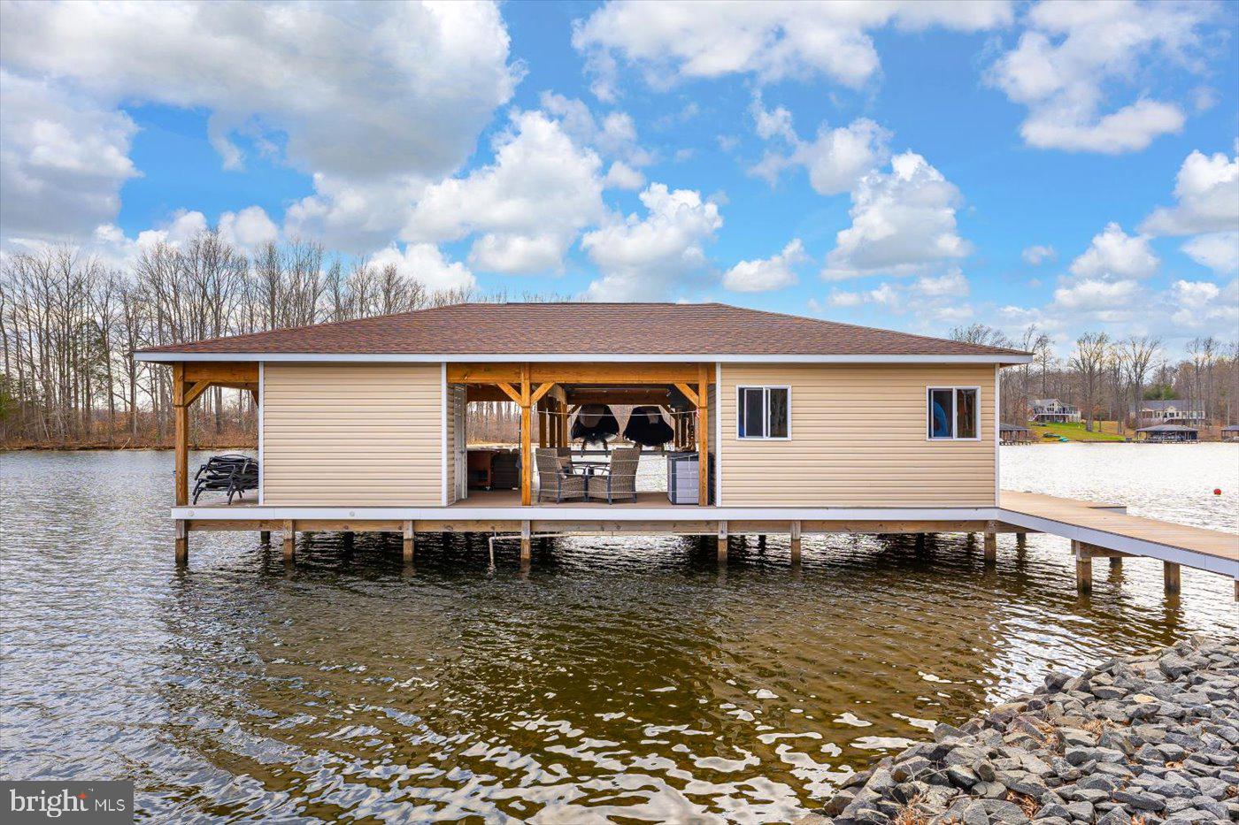 THE WATERS AT LAKE ANNA - Residential