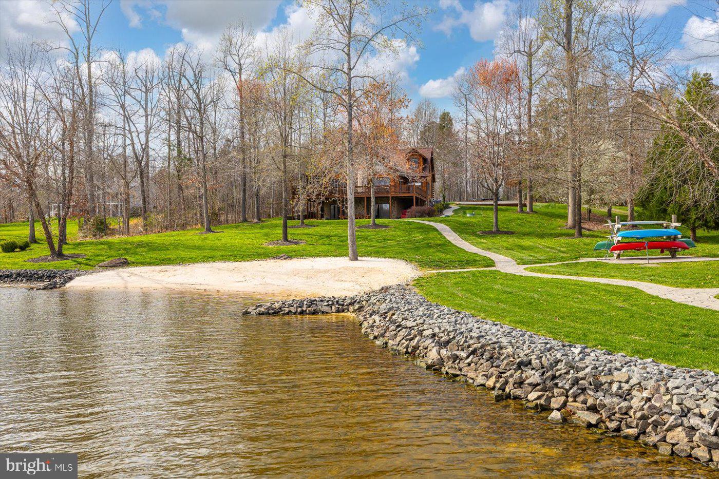 THE WATERS AT LAKE ANNA - Residential