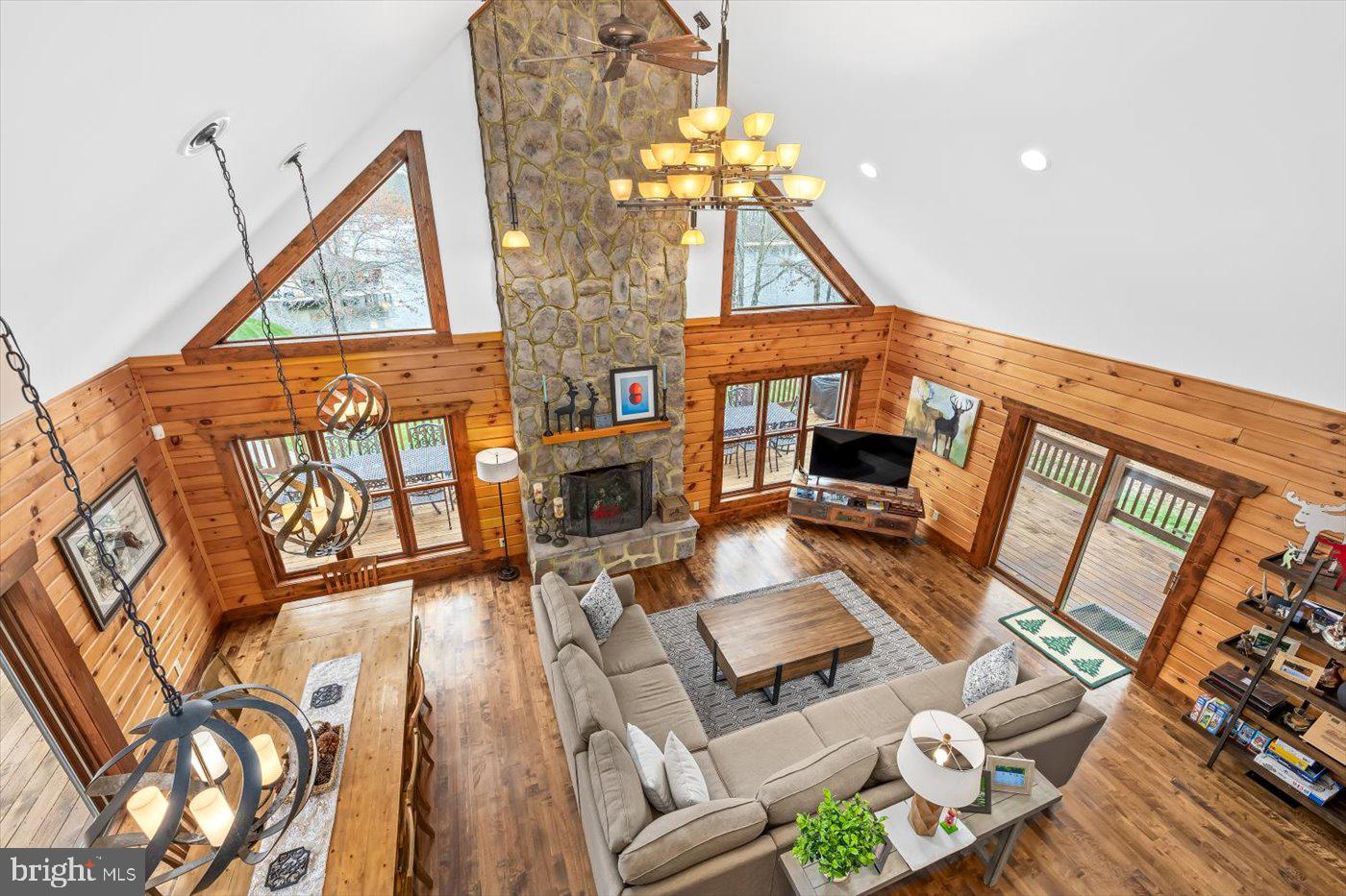 THE WATERS AT LAKE ANNA - Residential