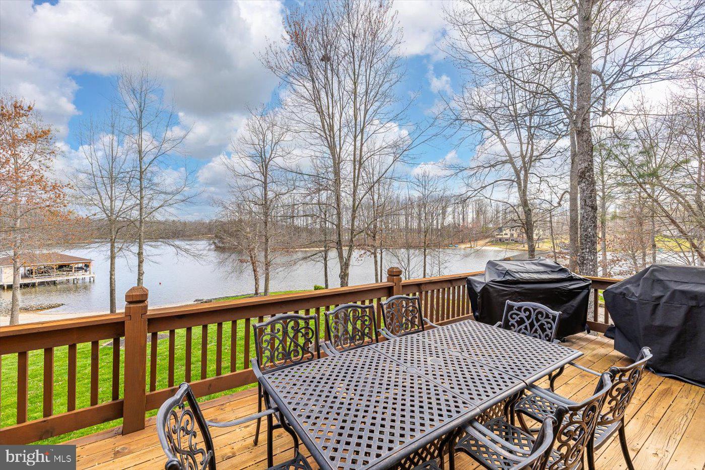 THE WATERS AT LAKE ANNA - Residential