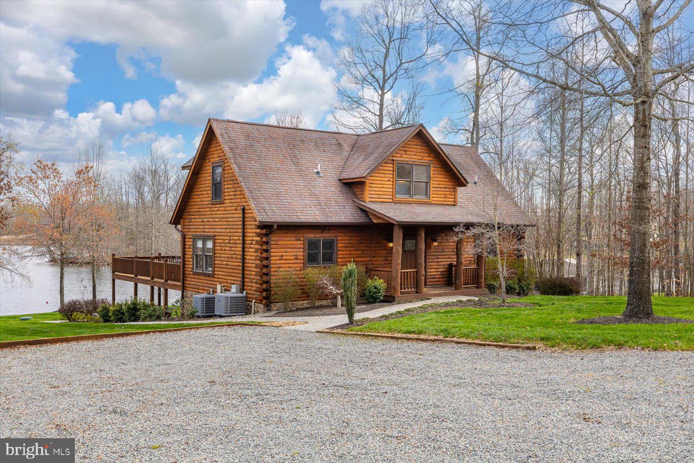 THE WATERS AT LAKE ANNA - Residential