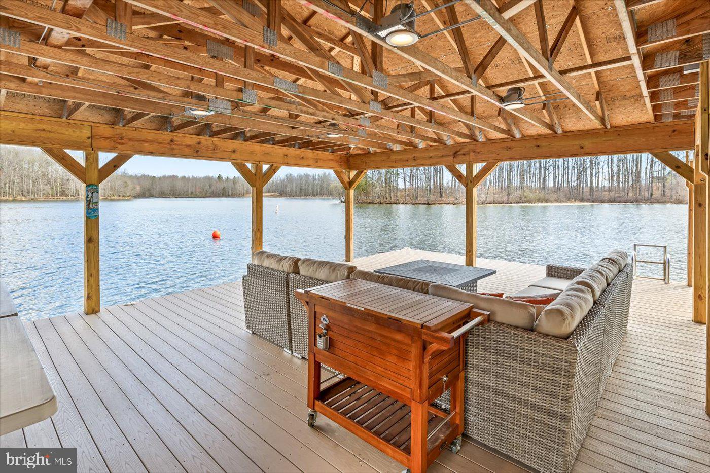 THE WATERS AT LAKE ANNA - Residential