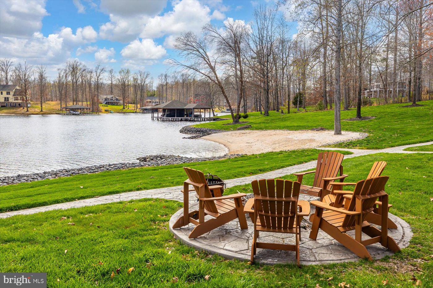 THE WATERS AT LAKE ANNA - Residential