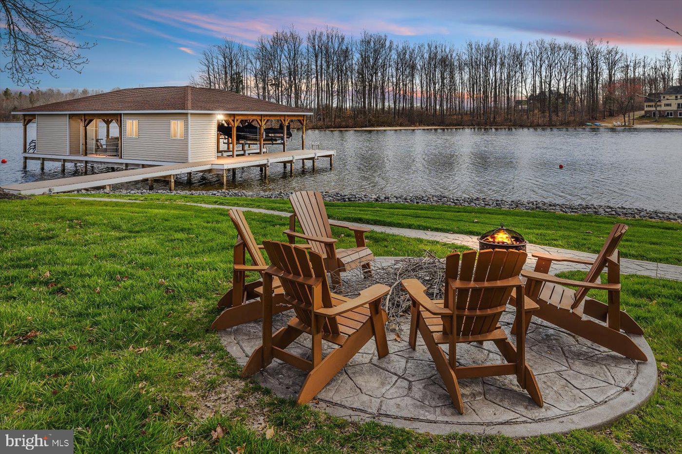 THE WATERS AT LAKE ANNA - Residential