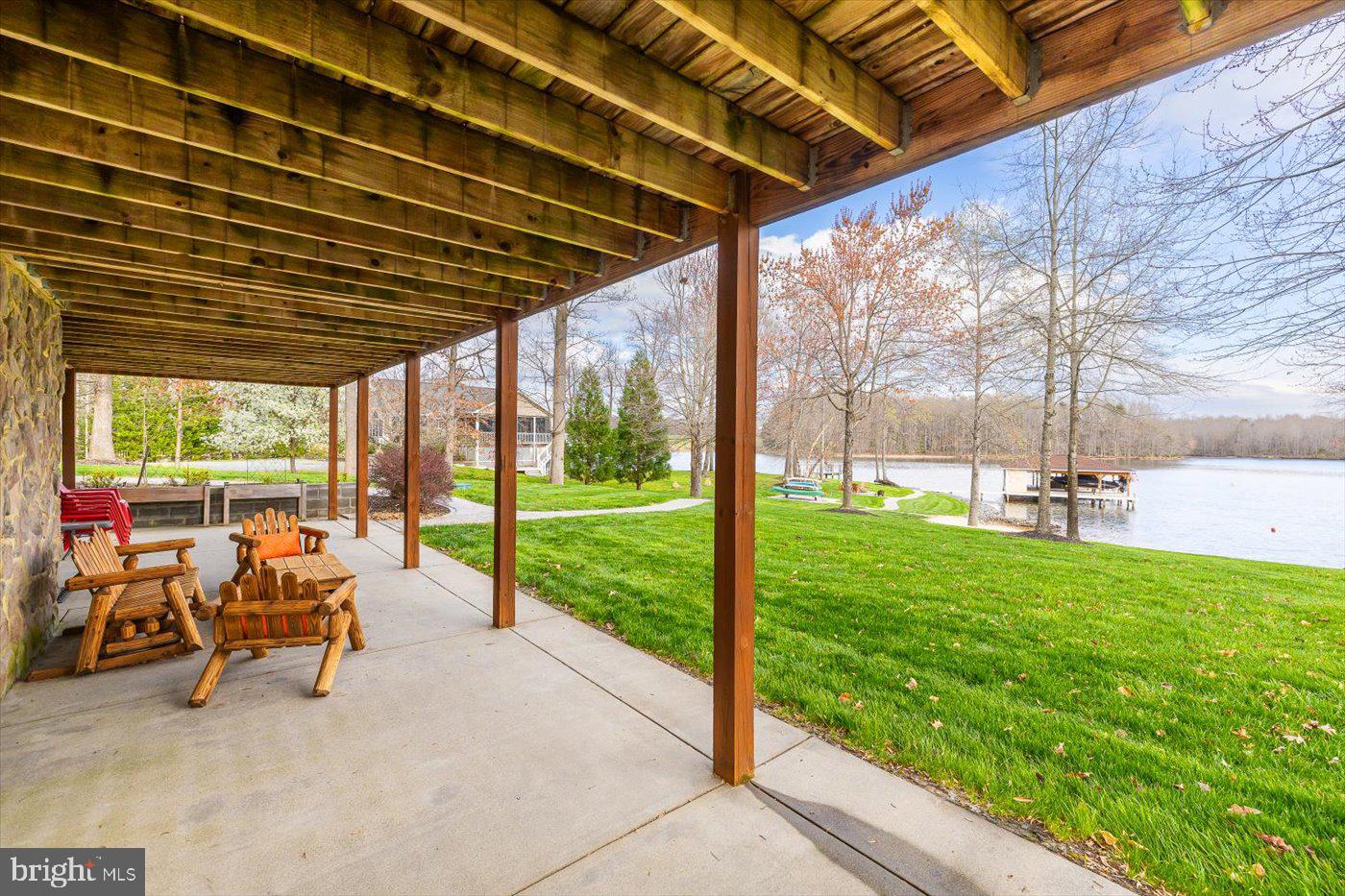 THE WATERS AT LAKE ANNA - Residential