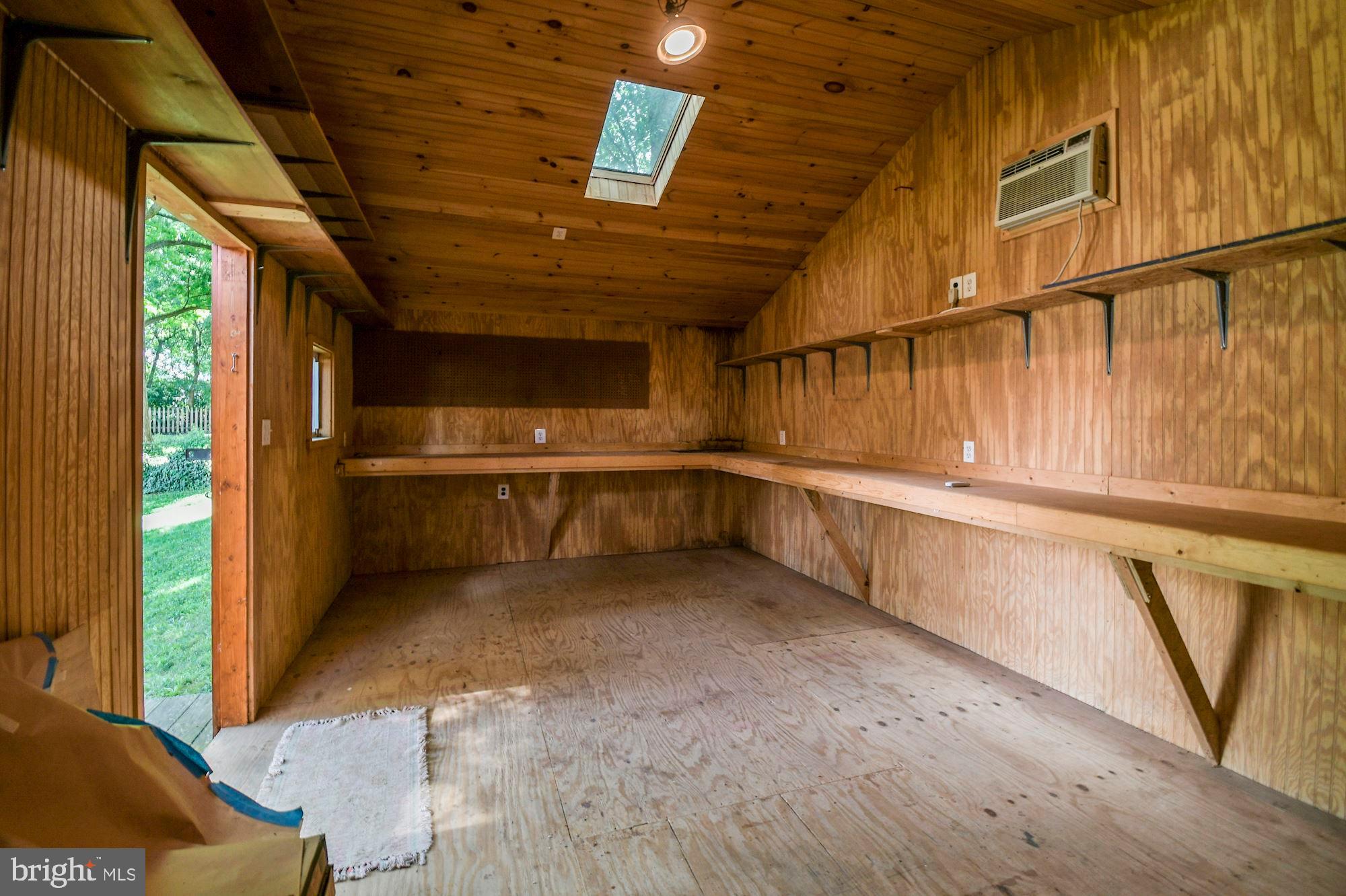 WHEATON HILLS - Residential