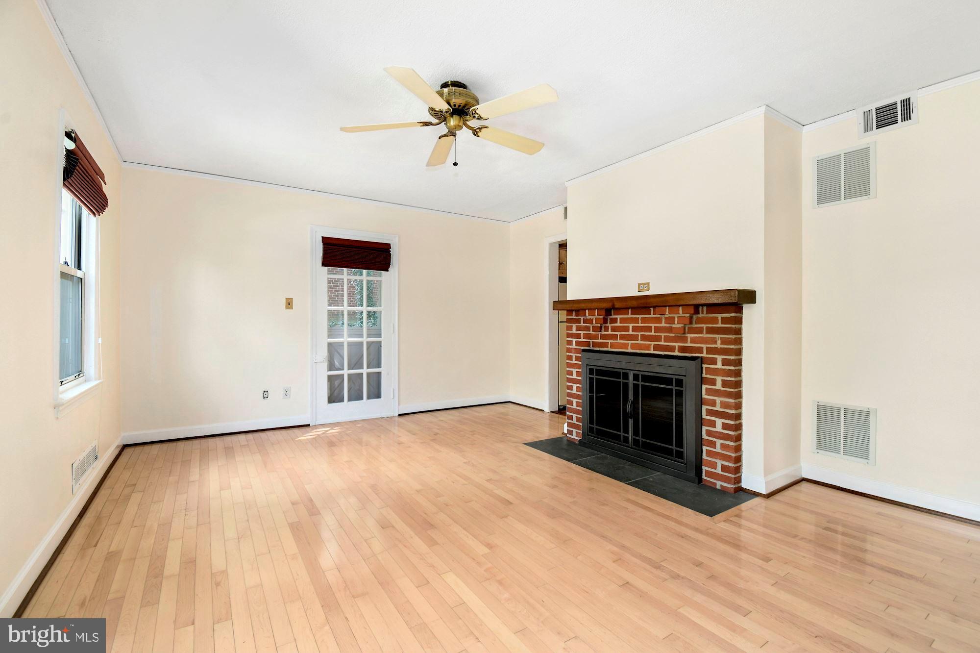 WHEATON HILLS - Residential