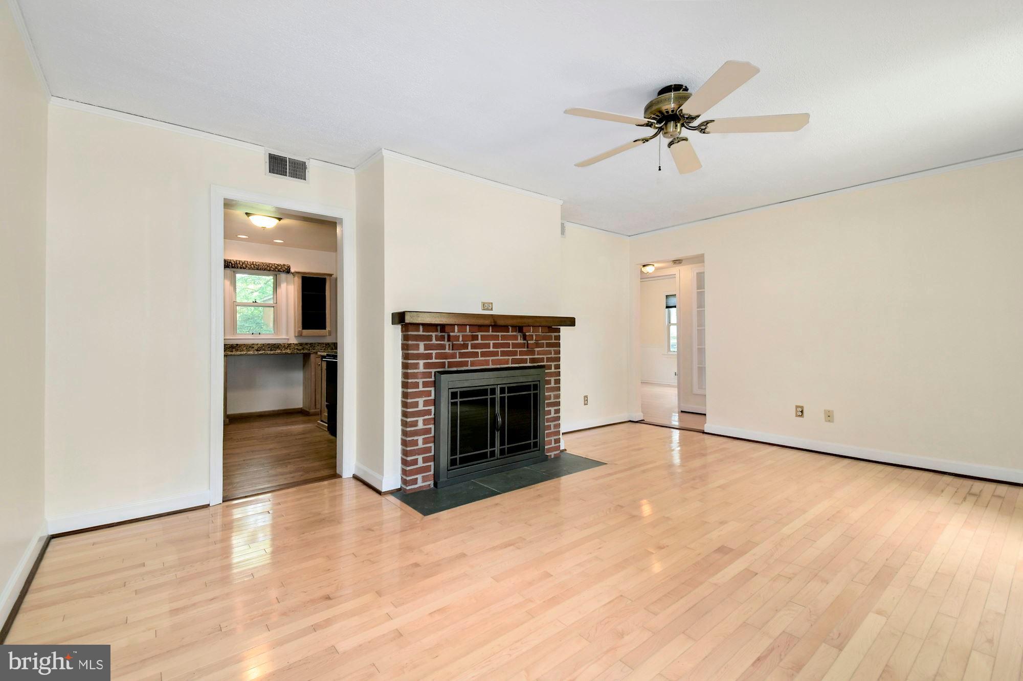 WHEATON HILLS - Residential