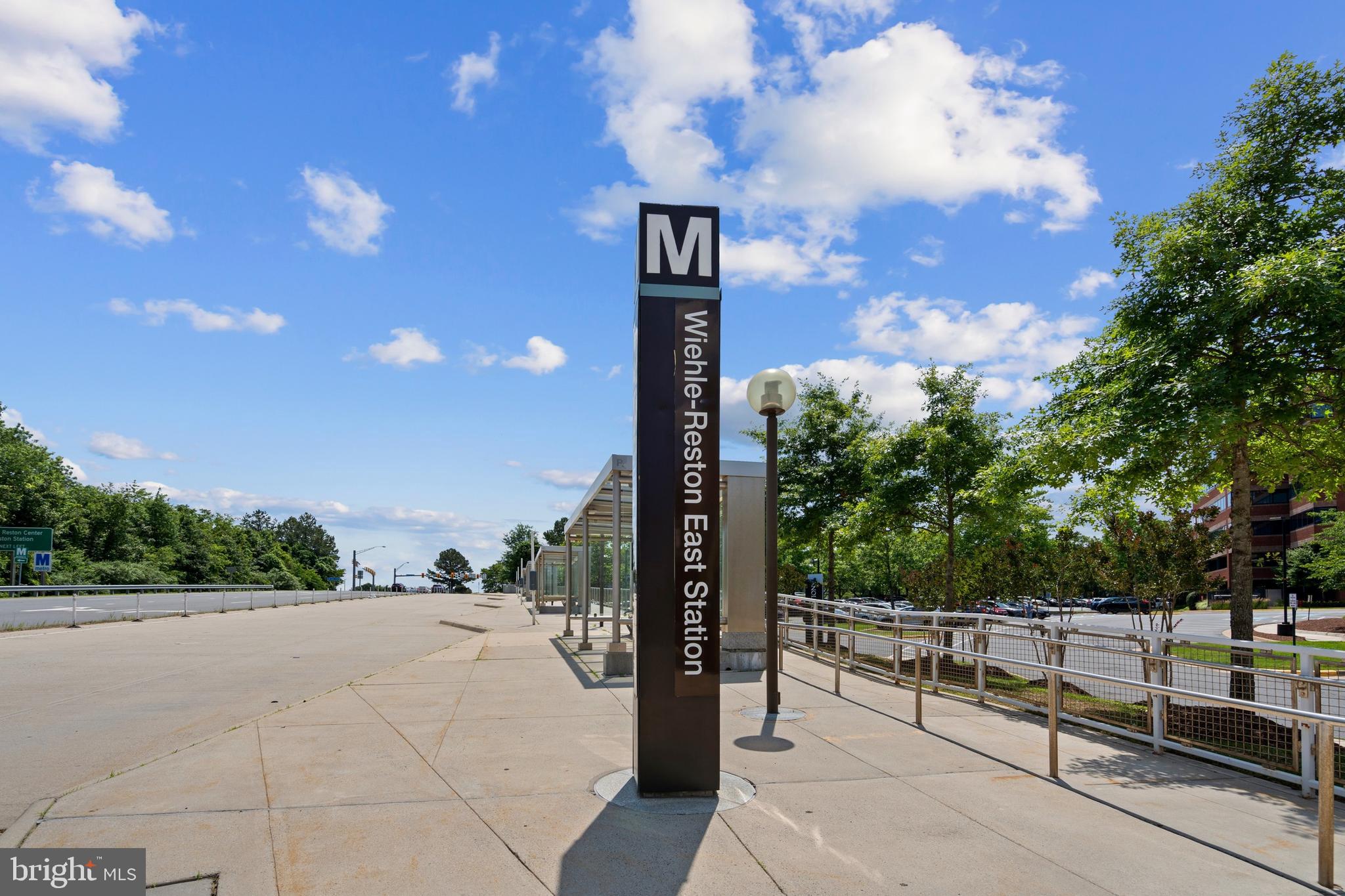 RESTON - Residential