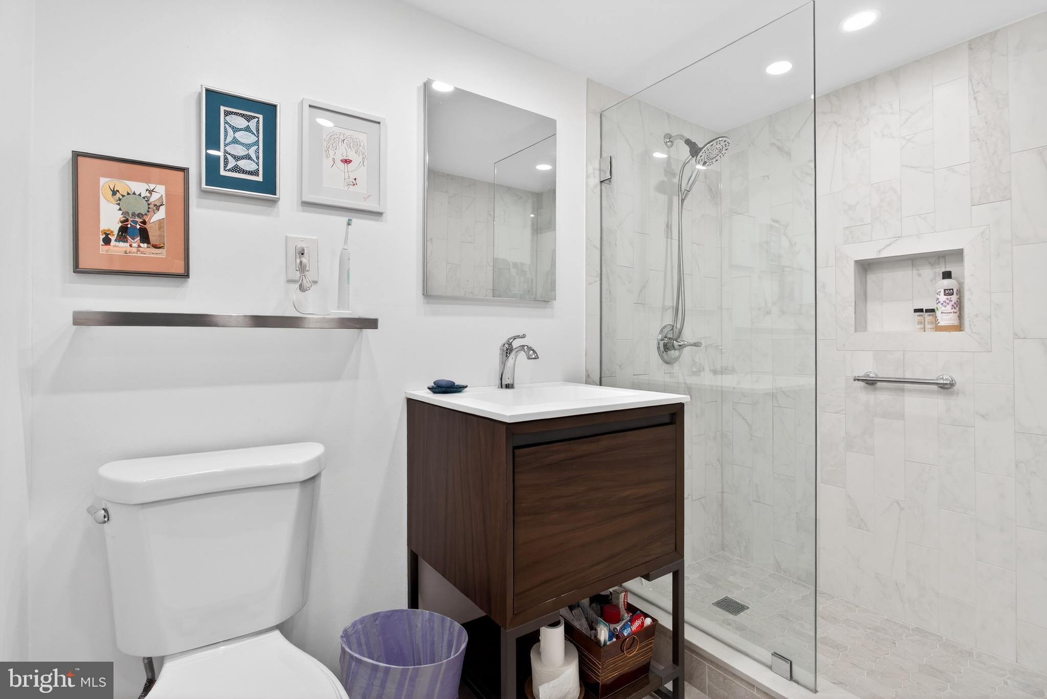 ART MUSEUM AREA - Residential