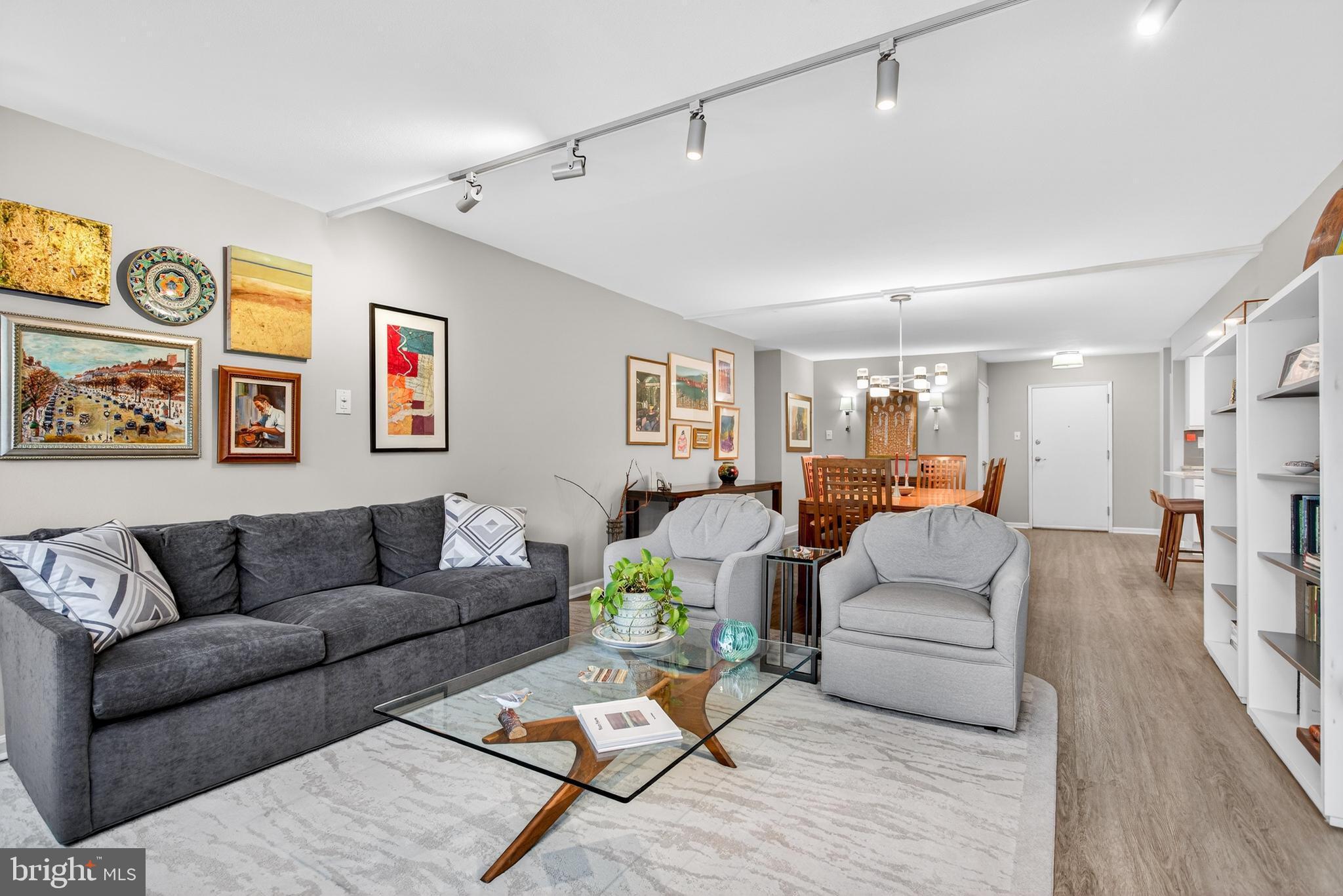 ART MUSEUM AREA - Residential