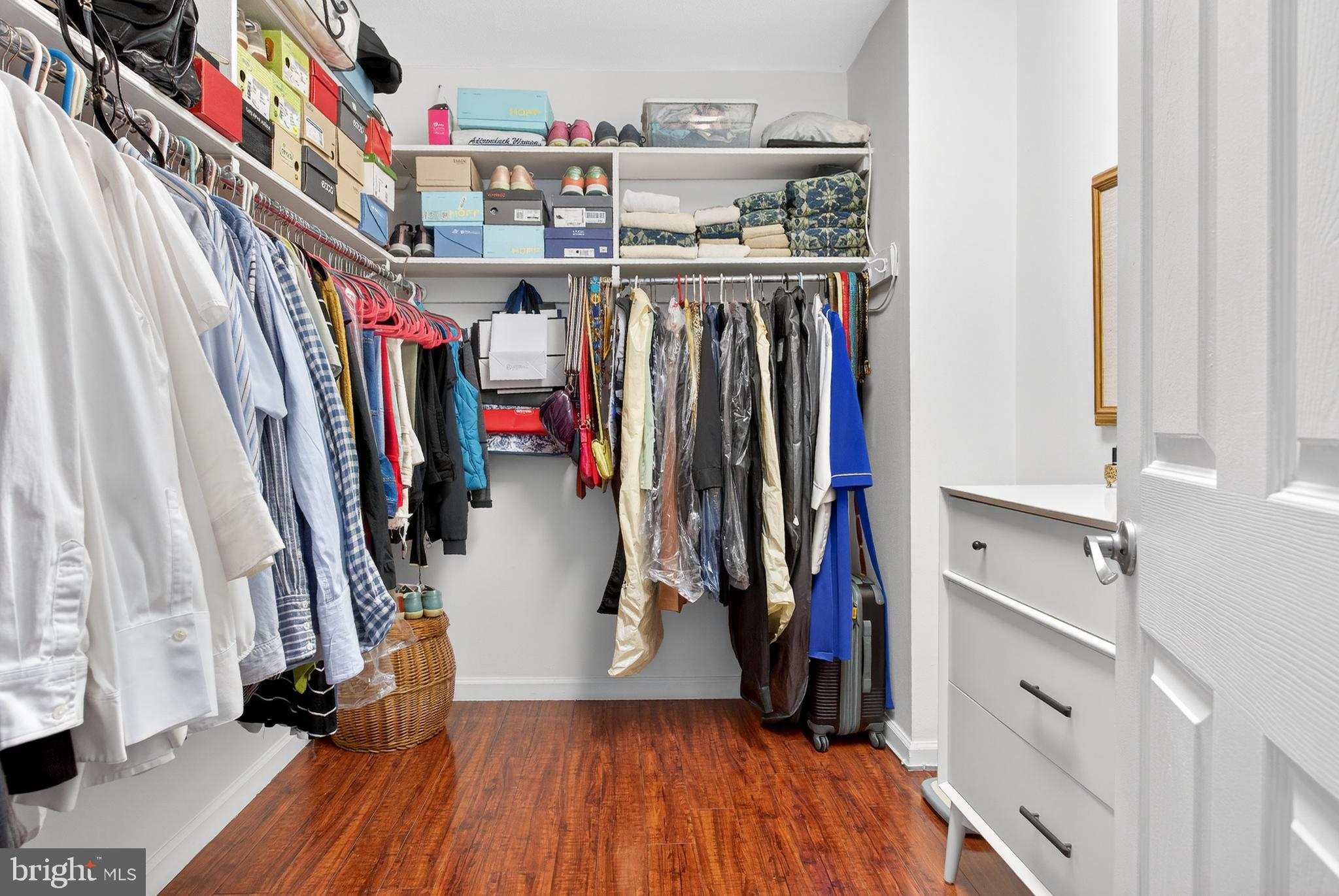 ART MUSEUM AREA - Residential