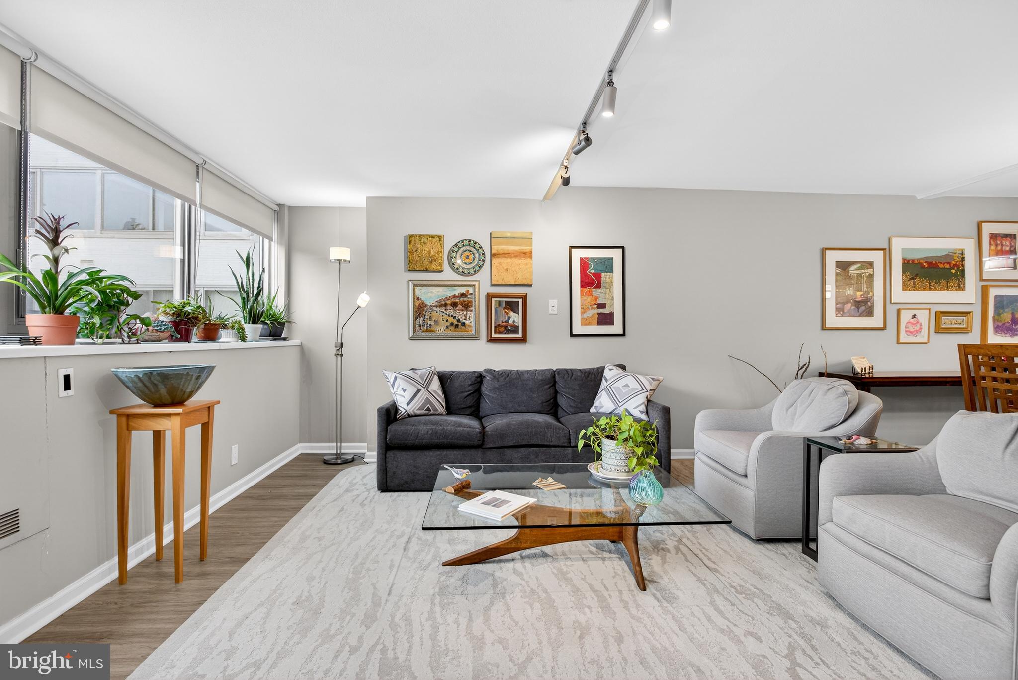 ART MUSEUM AREA - Residential