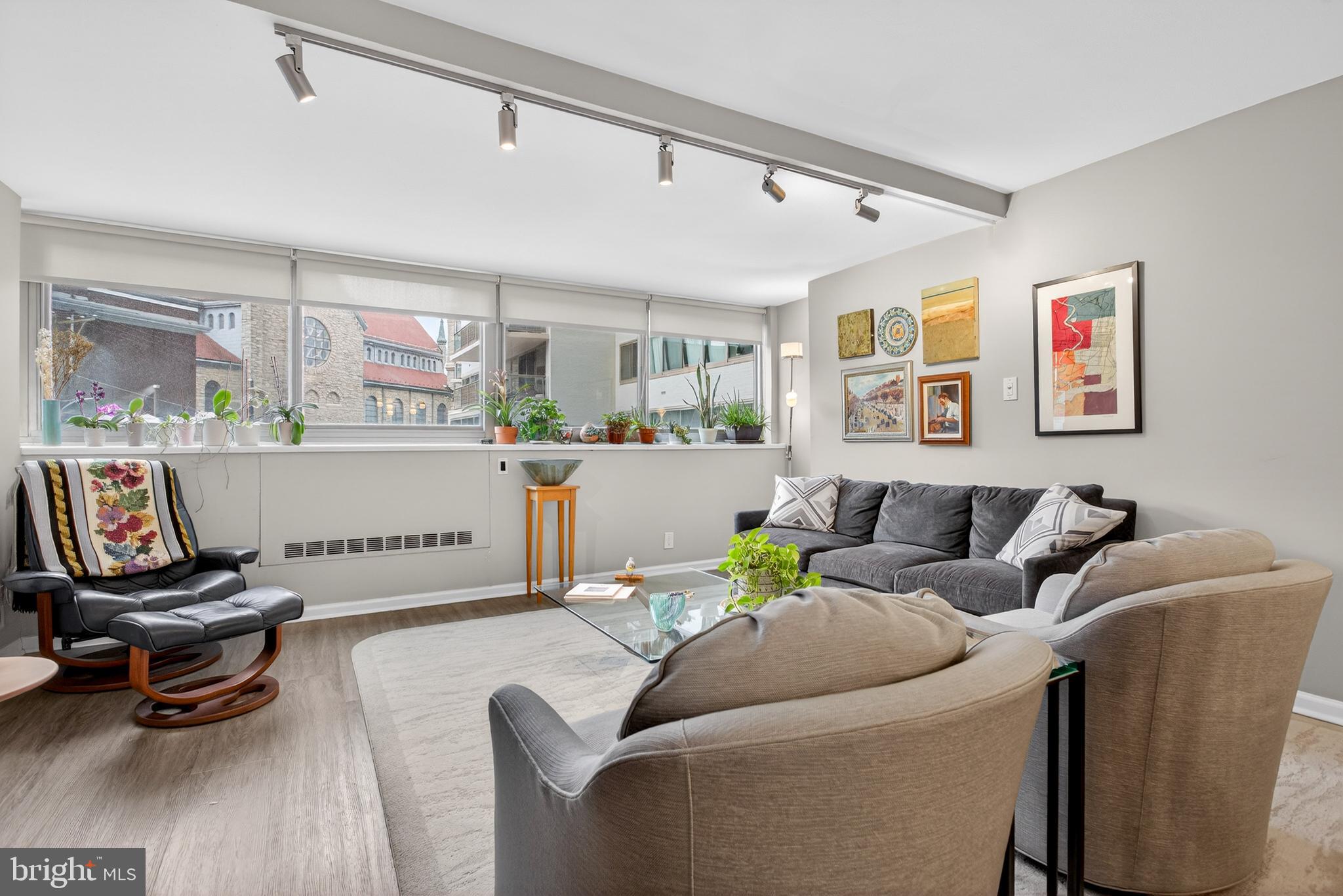 ART MUSEUM AREA - Residential