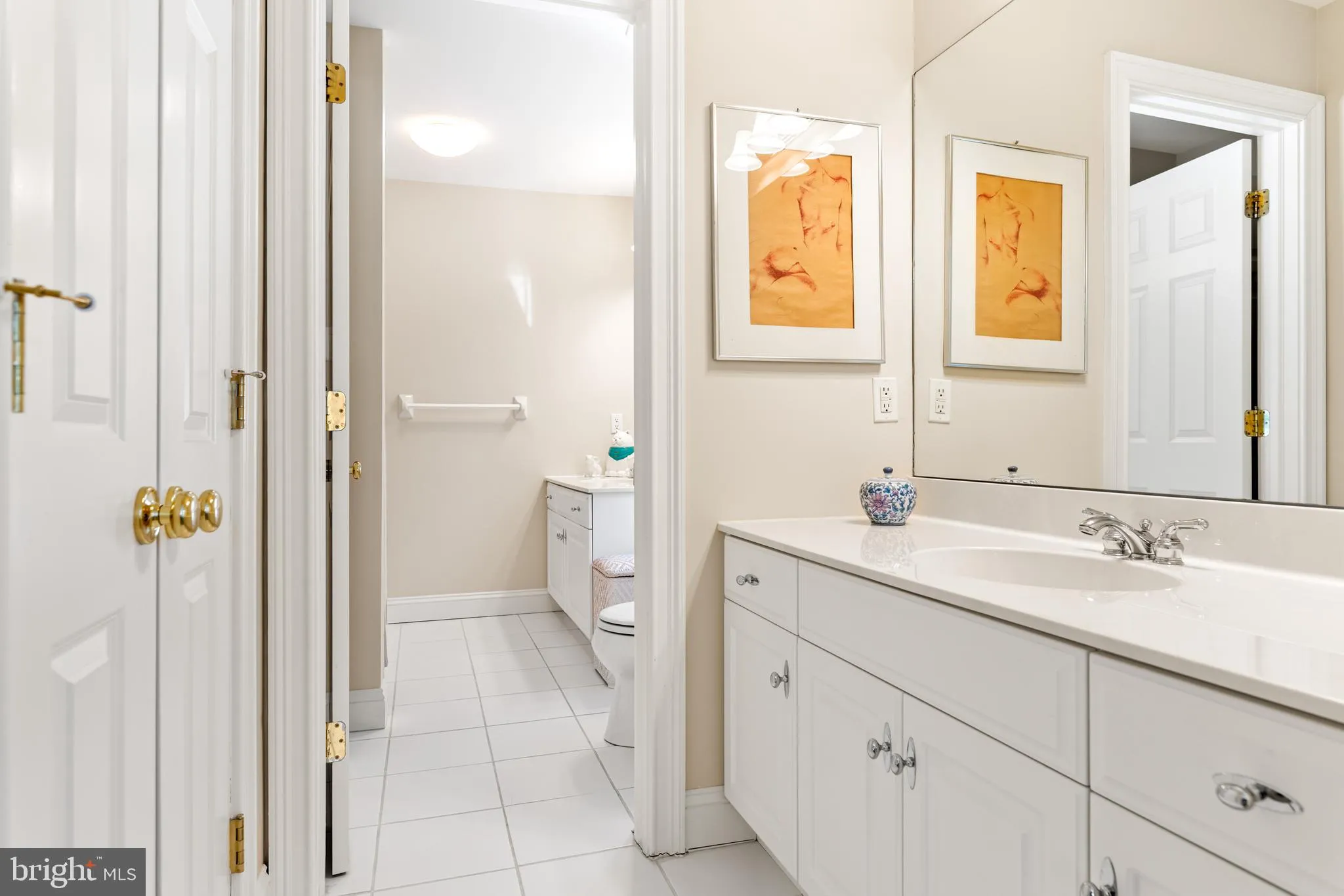 Villanova, Pennsylvania 19085, United States, 5 Bedrooms Bedrooms, ,6 BathroomsBathrooms,Residential,Active,94373