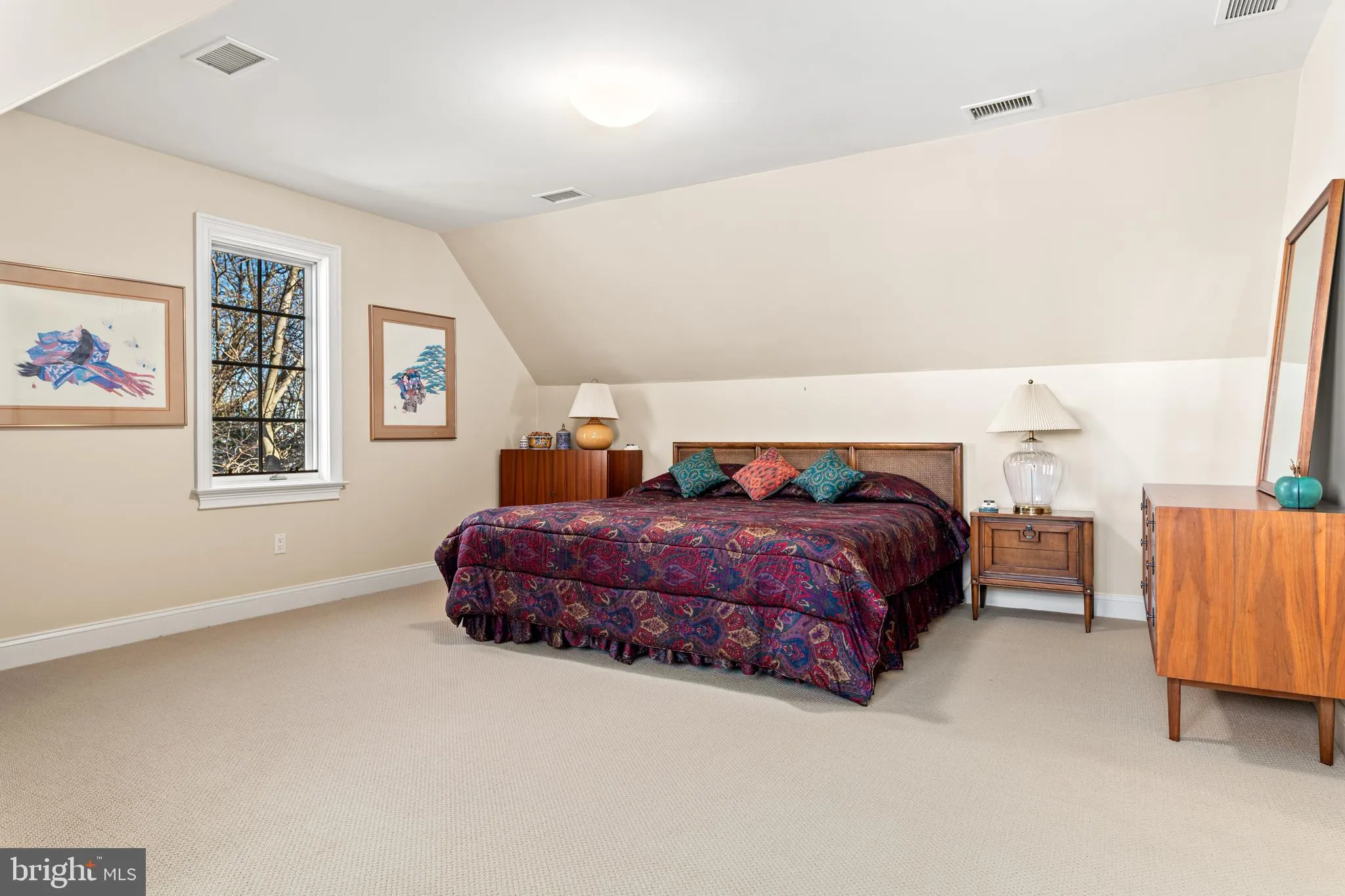 Villanova, Pennsylvania 19085, United States, 5 Bedrooms Bedrooms, ,6 BathroomsBathrooms,Residential,Active,94373