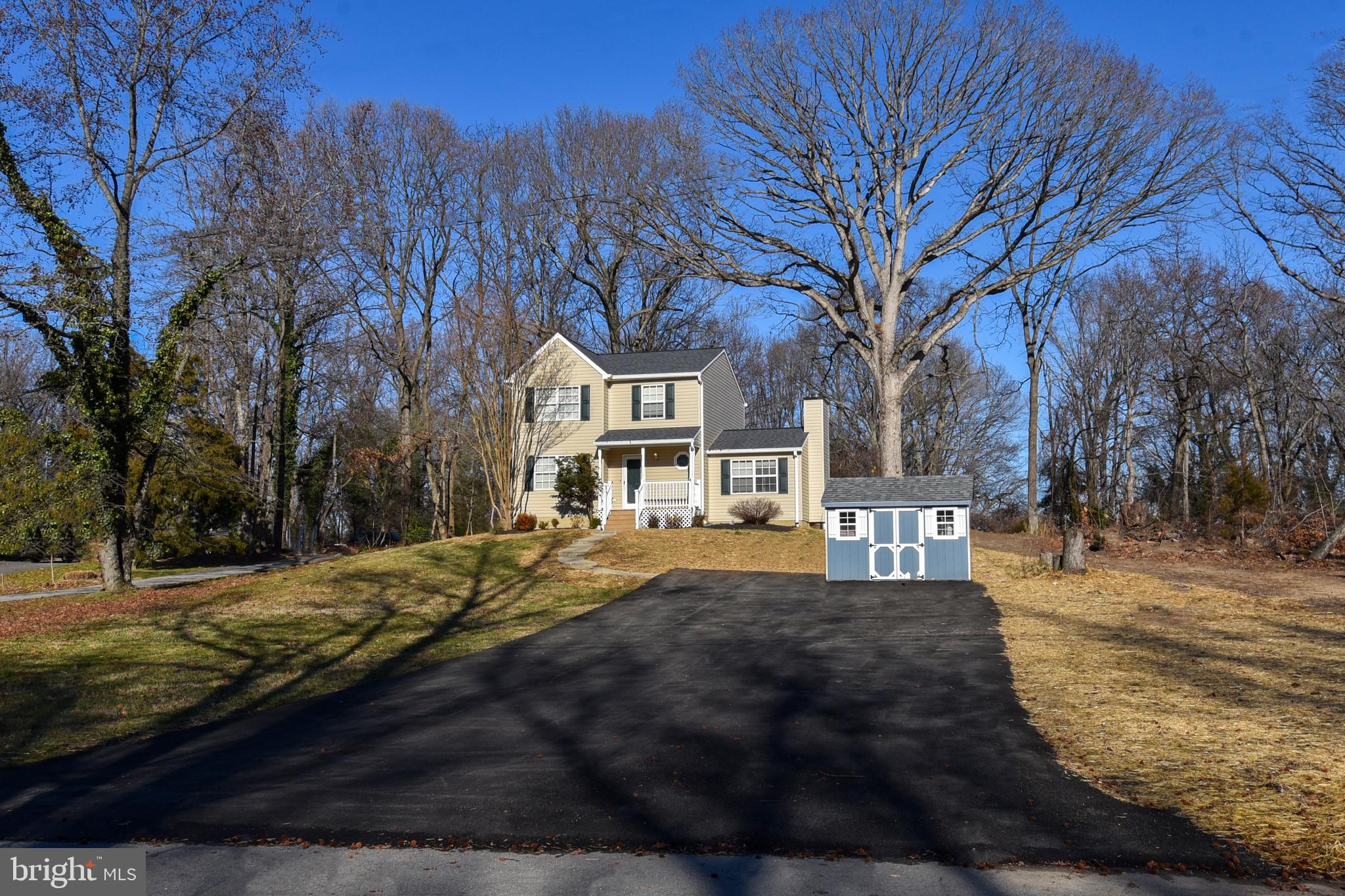 HILLSMERE SHORES - Residential